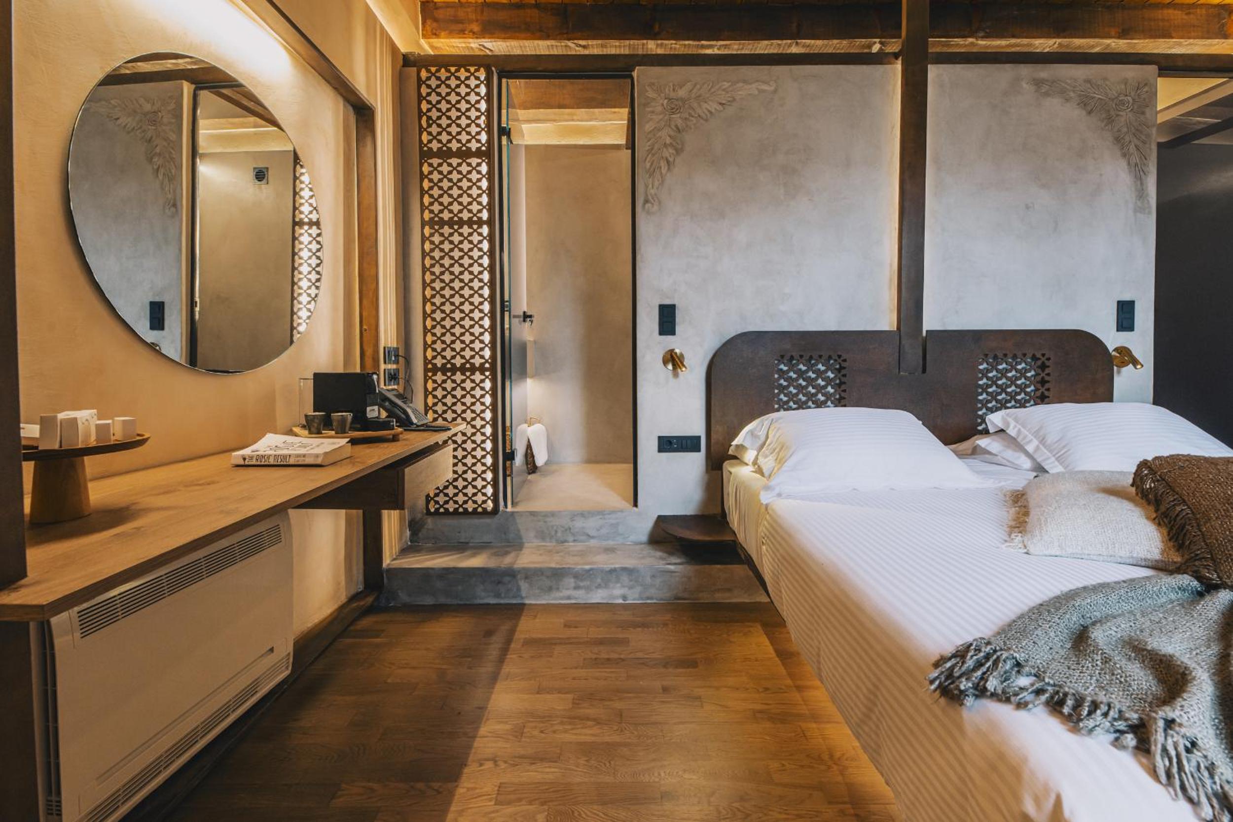 Junior Suite with Terrace - Photo 37