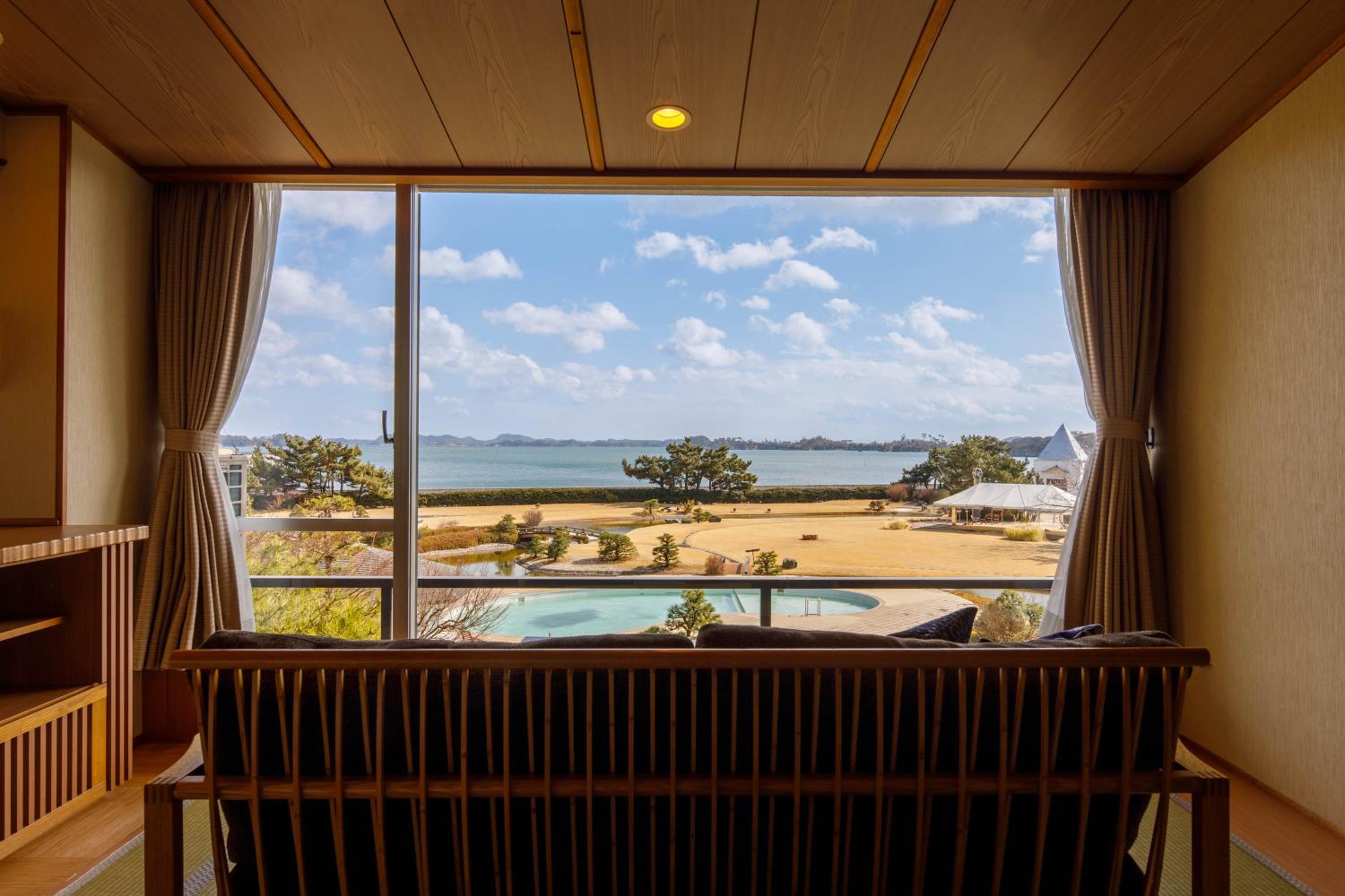 Standard Twin Room with Sea View photo 2
