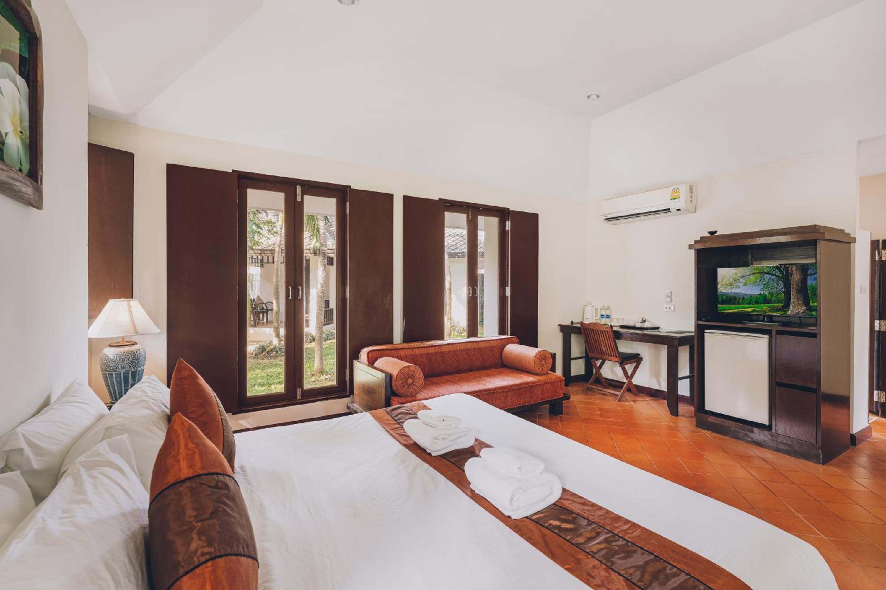 Villa with Sea View photo 1