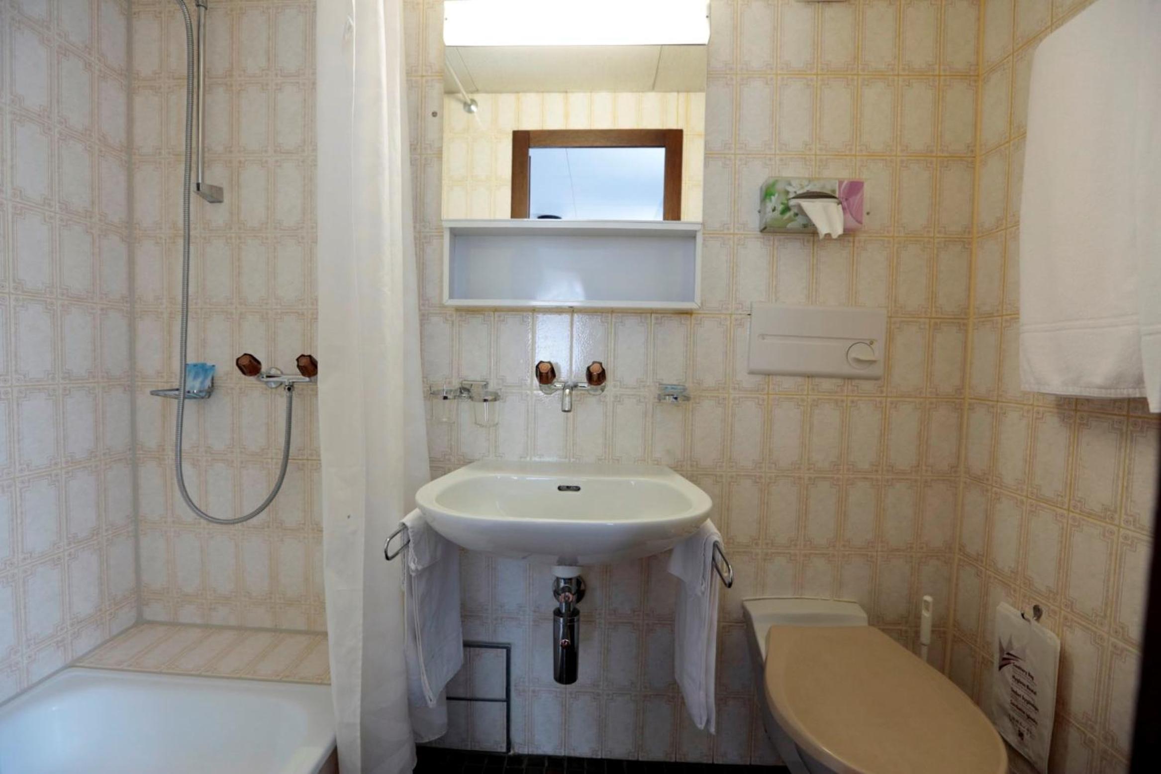 Budget Single Room