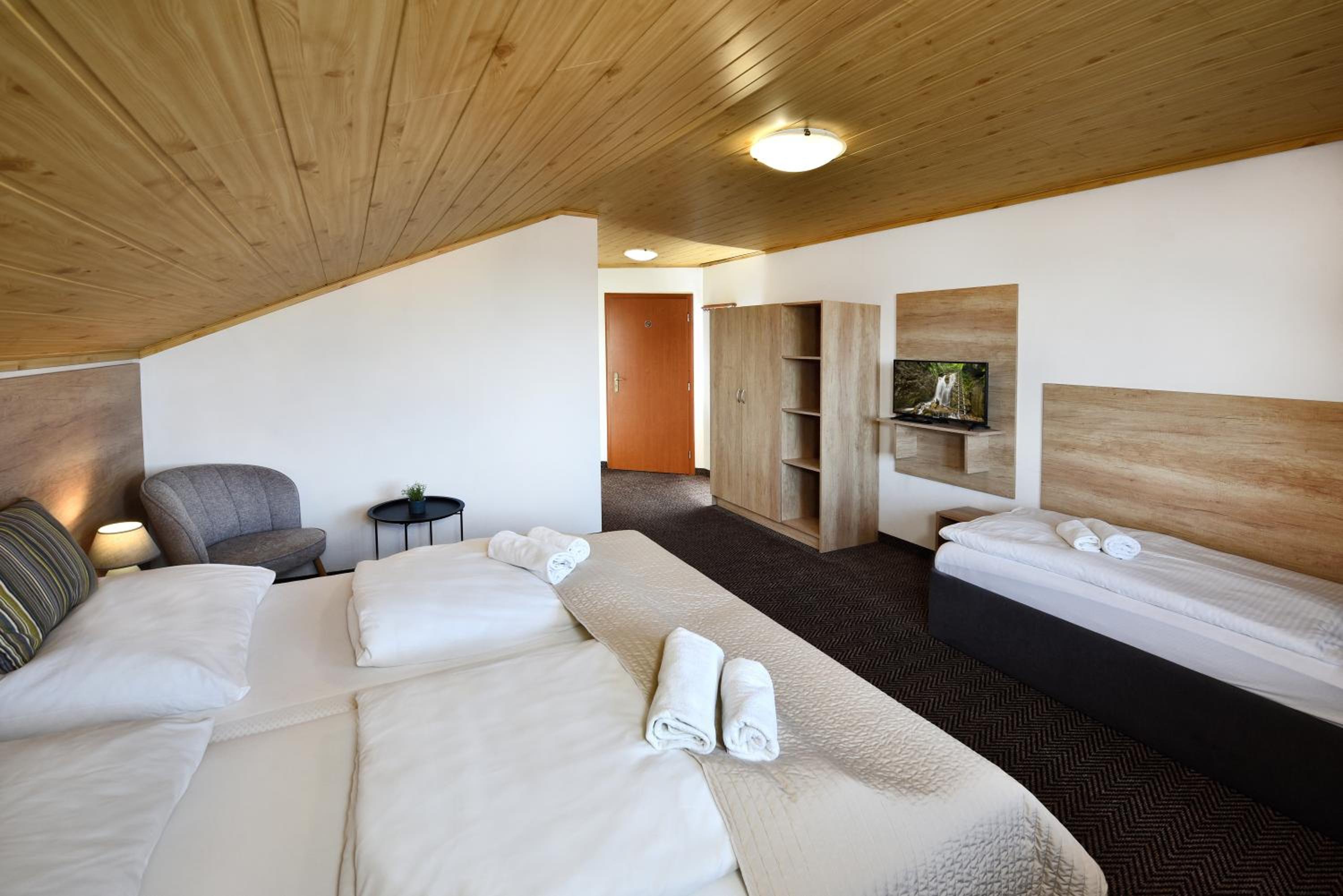 Superior Triple Room photo 1