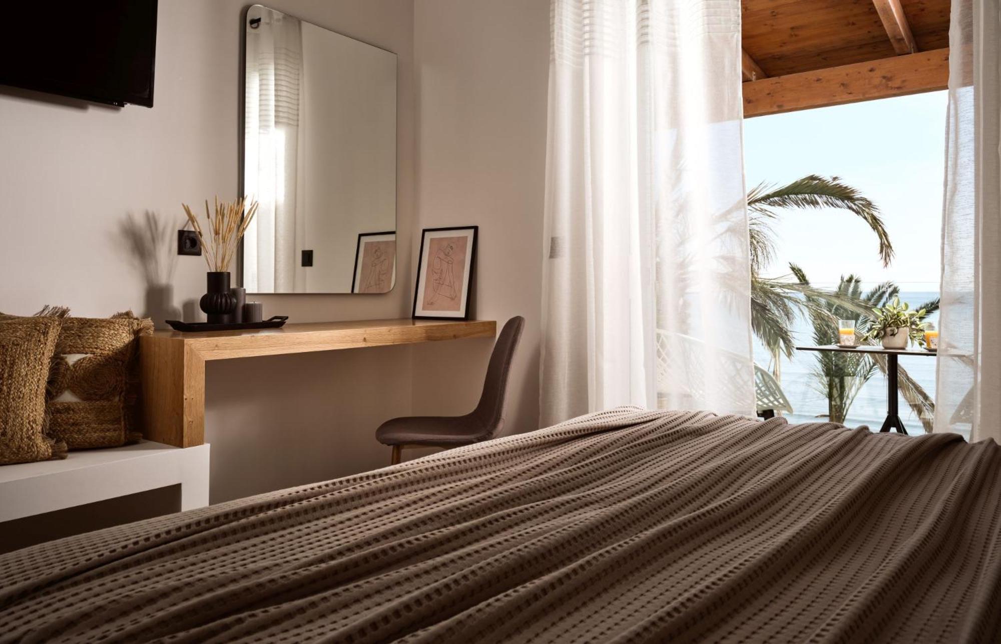 Deluxe Double Room with Sea View