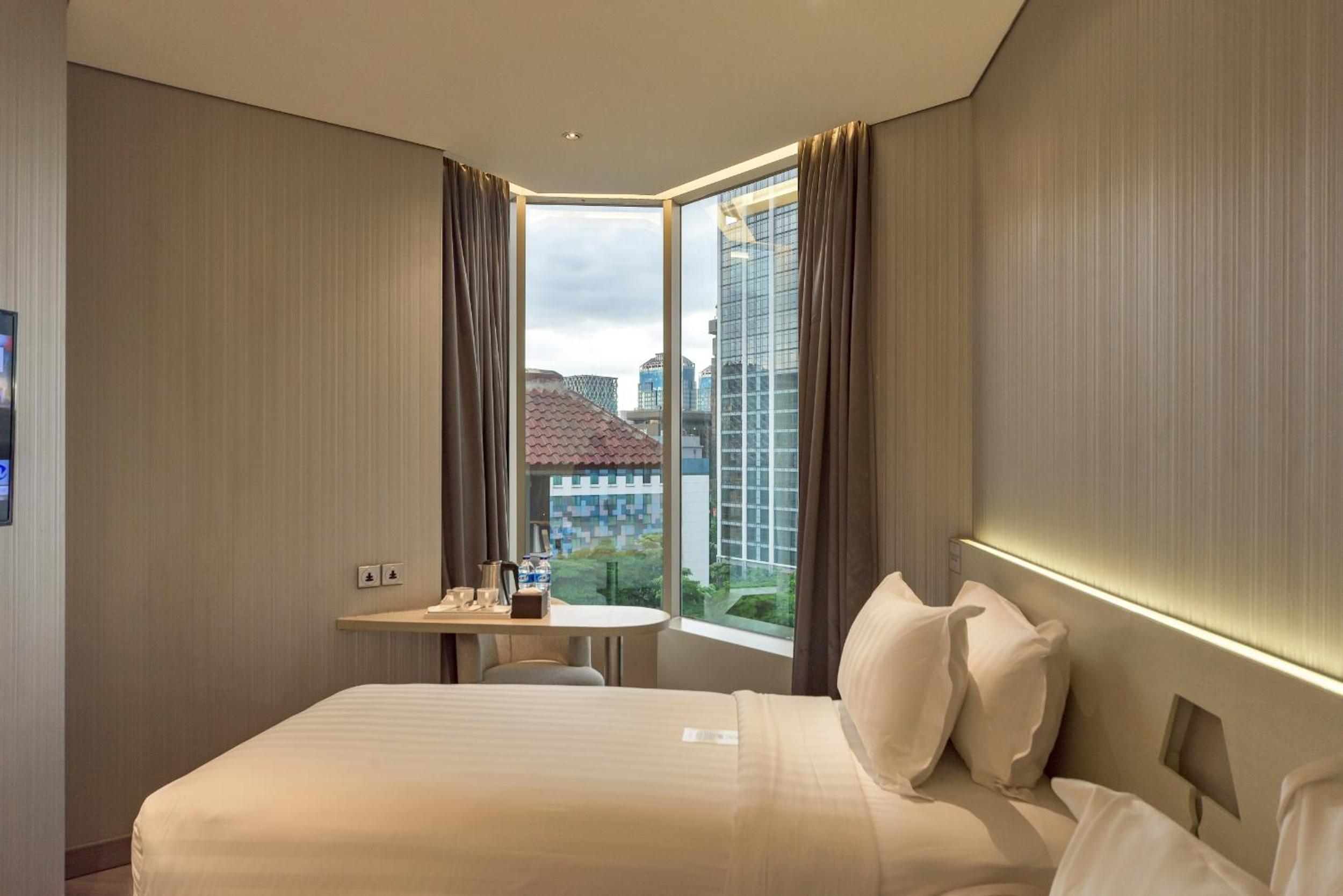 Deluxe Twin Room photo 2