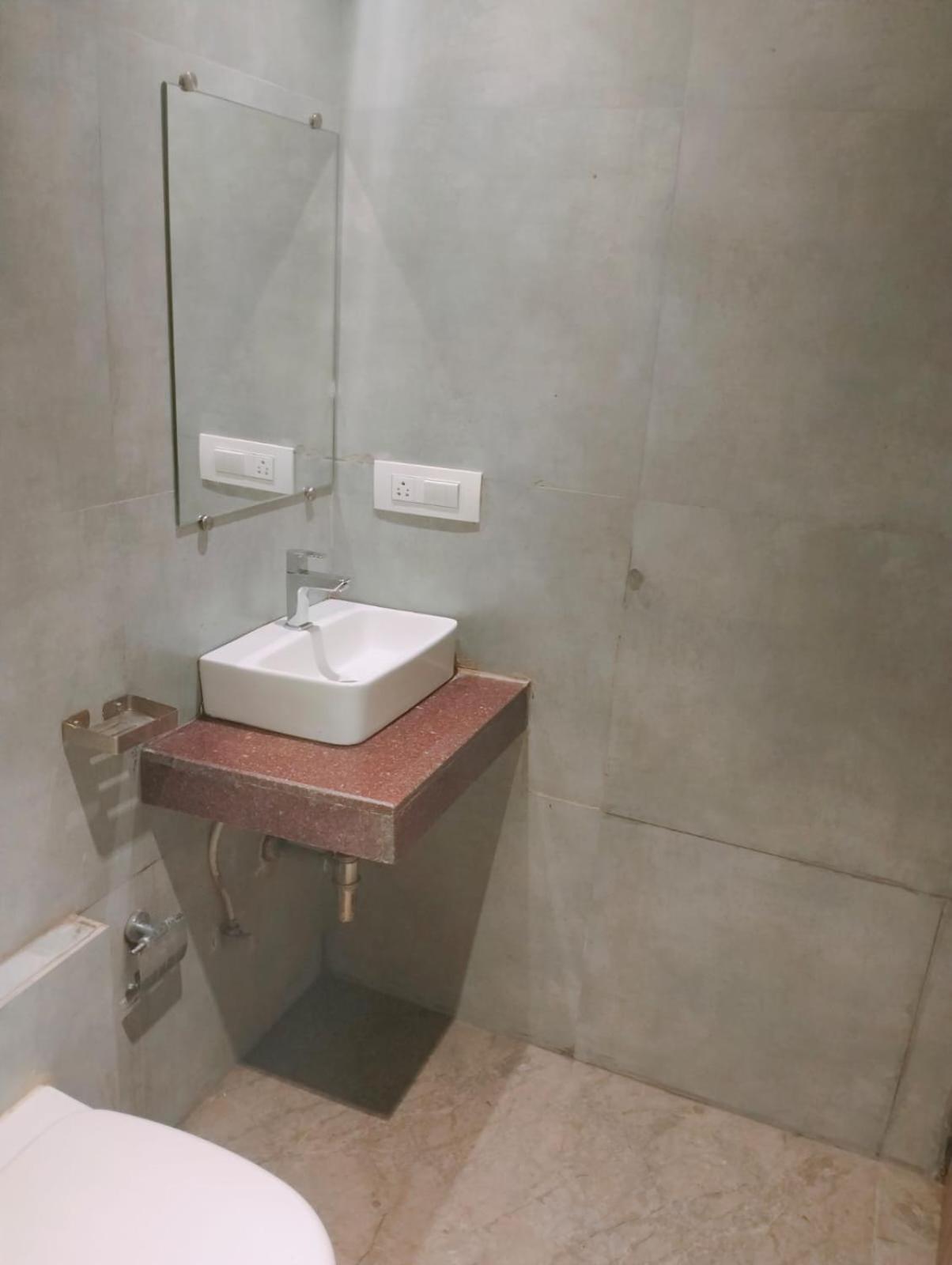 Deluxe Double Room - Photo 14