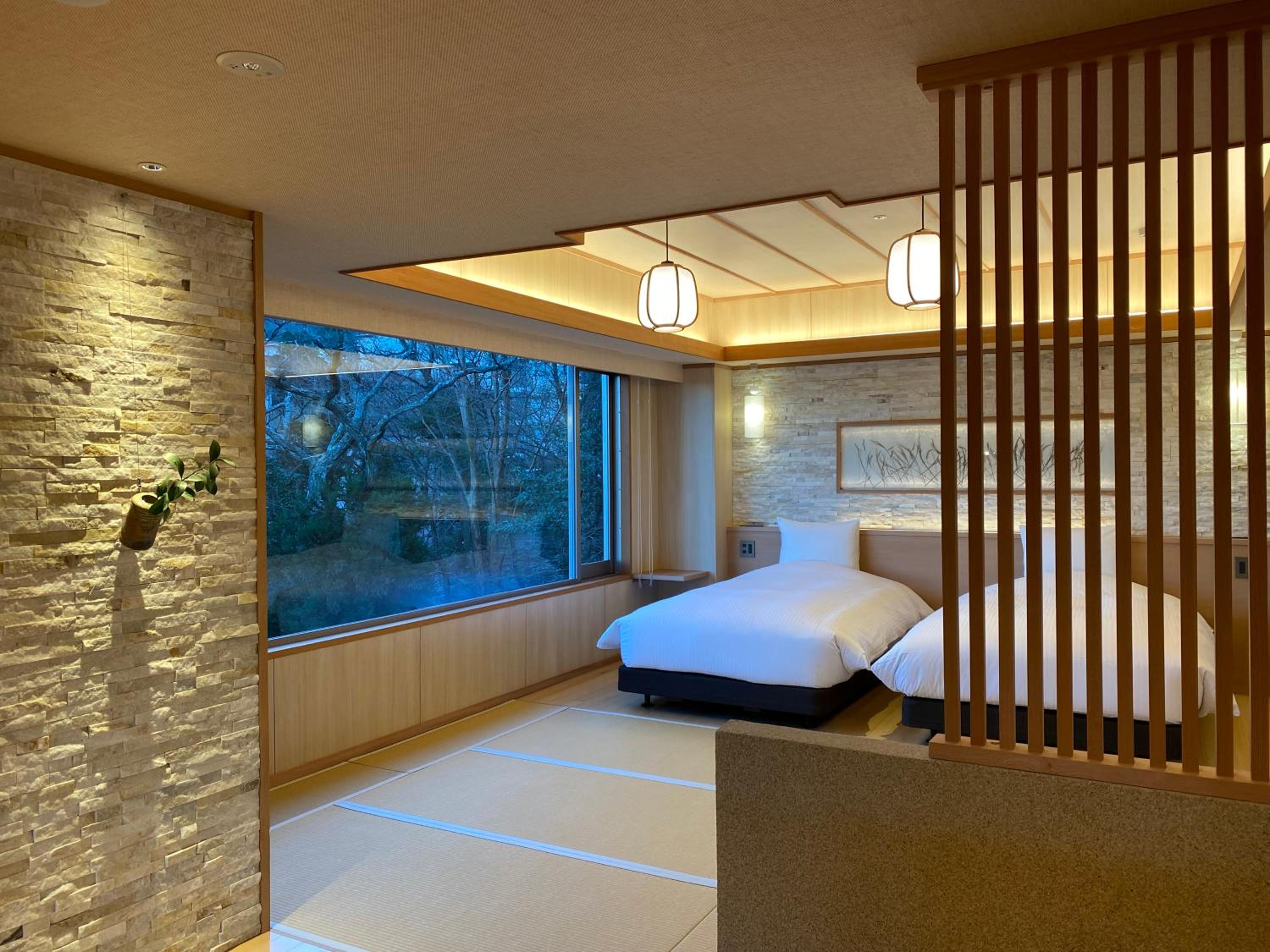 Corner Suite with Tatami Area with Open-Air Bath -(GAKU/ TAKU/ SAKU/ MAKU)