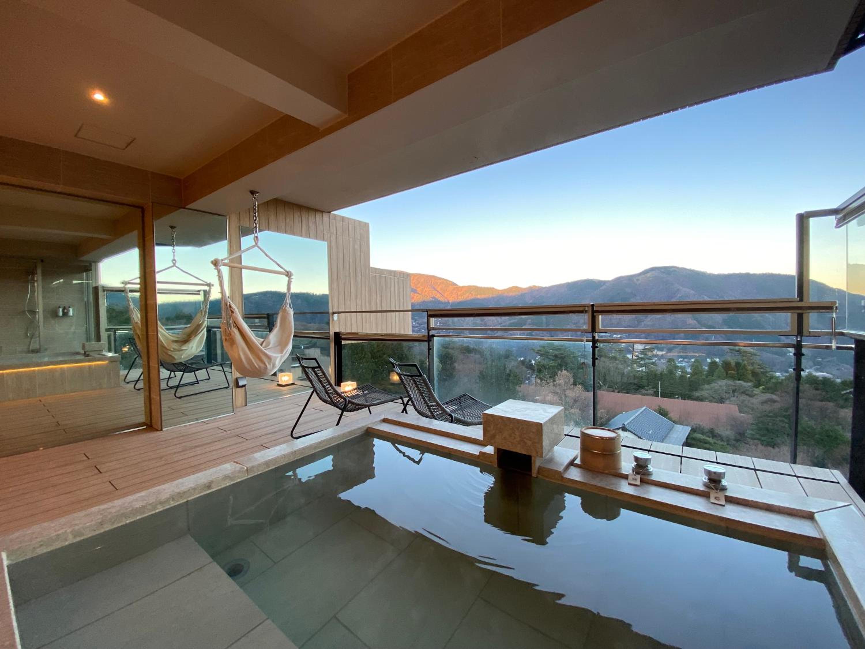 Corner Suite with Tatami Area with Open-Air Bath -(GAKU/ TAKU/ SAKU/ MAKU)