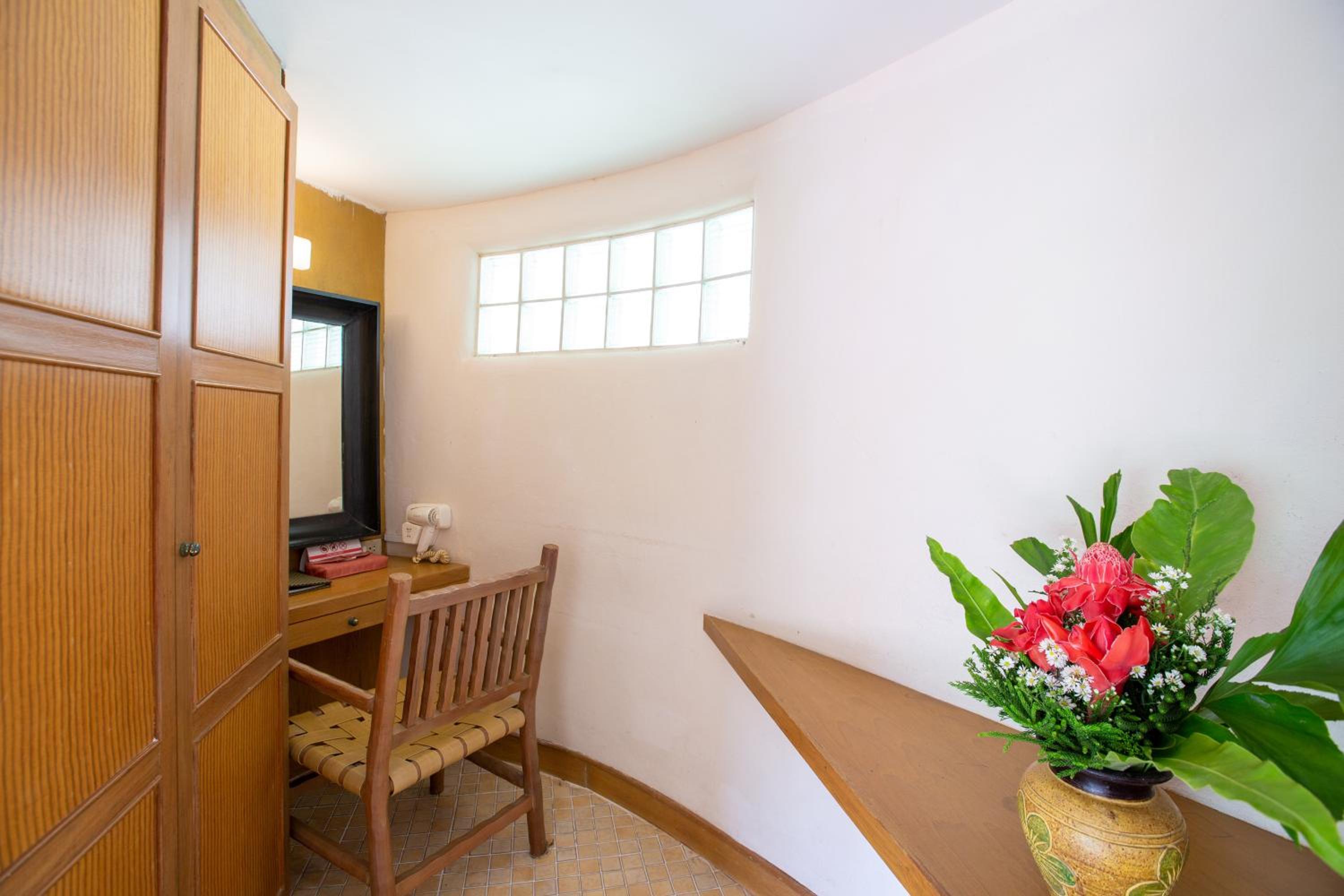Hillside Chalet Deluxe Private with bath tub - Photo 5