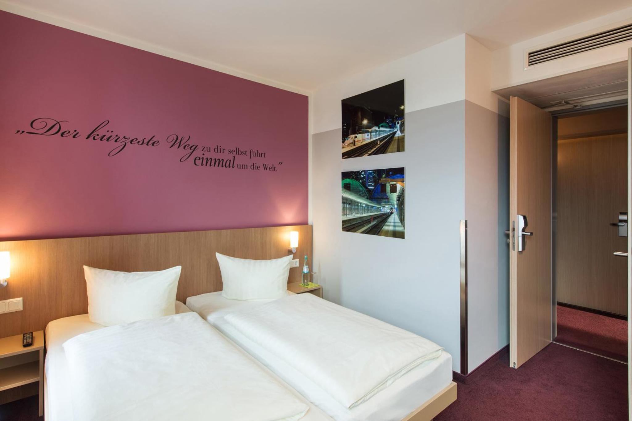Double Room - Photo 5