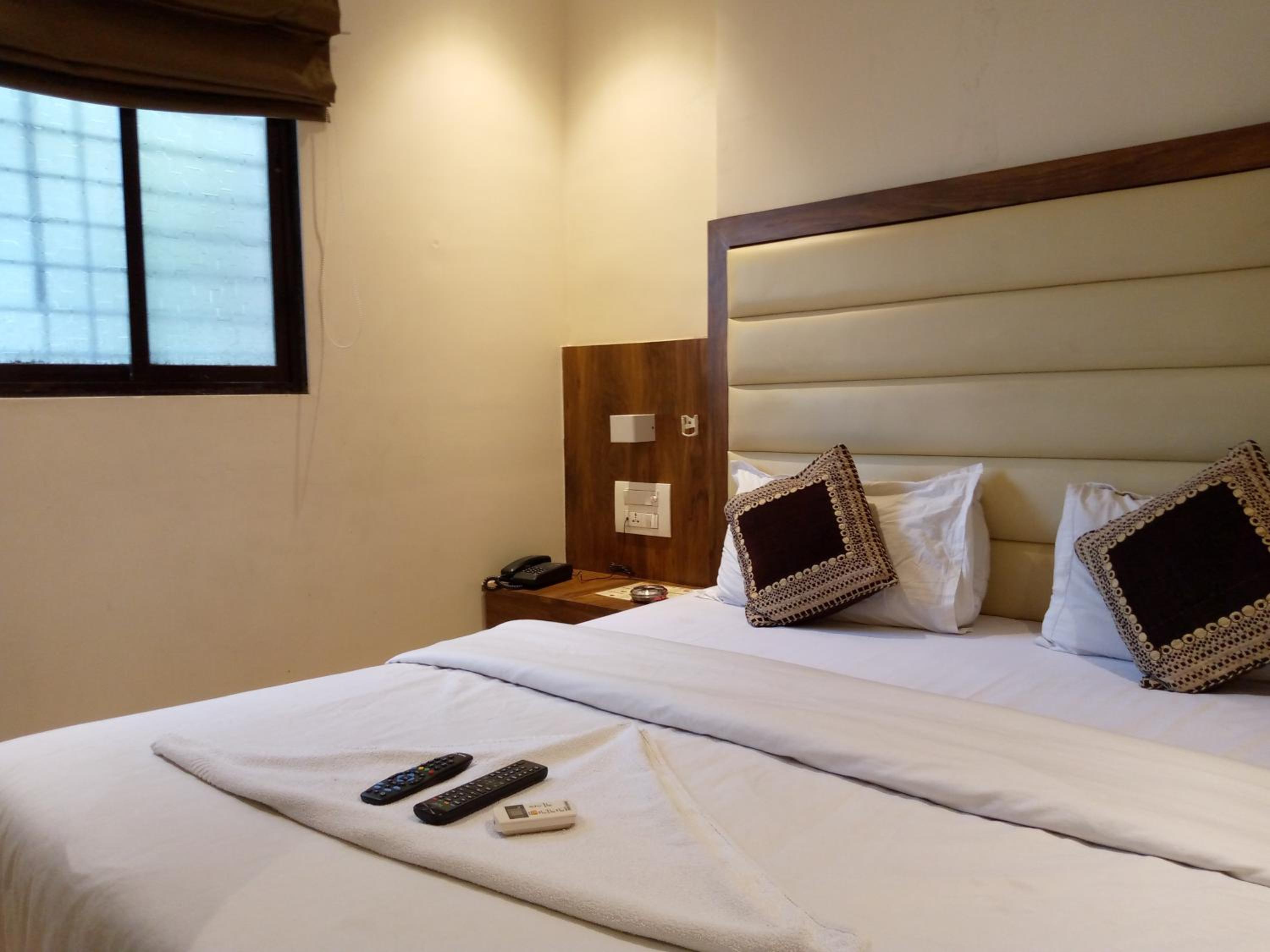 Deluxe Double Room - Photo 3