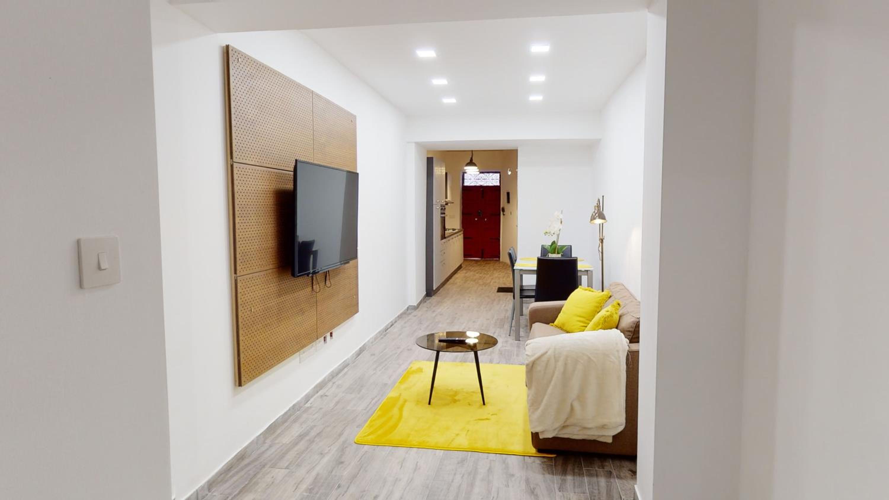 One-Bedroom Apartment