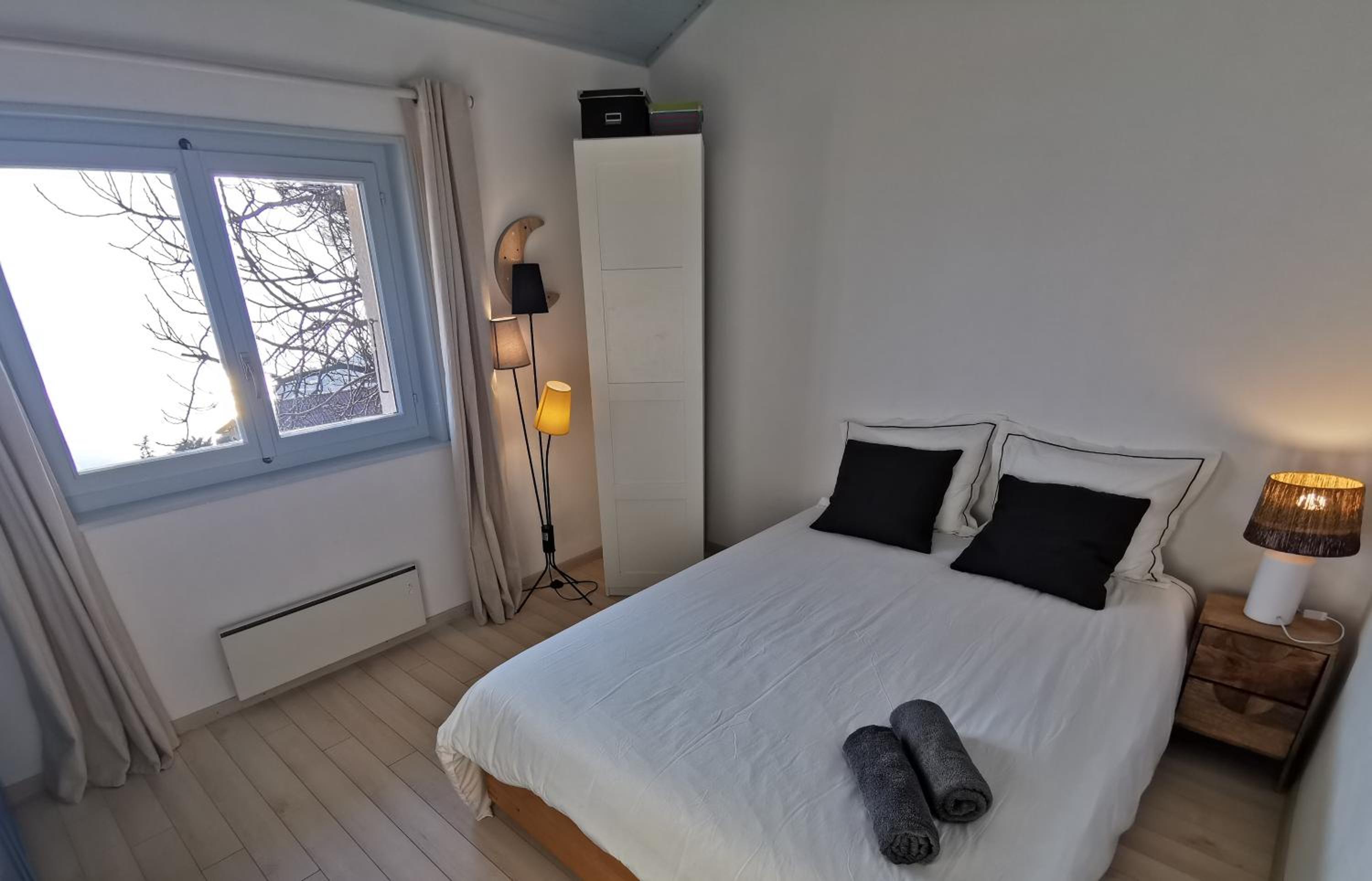 Three-Bedroom Villa photo 1