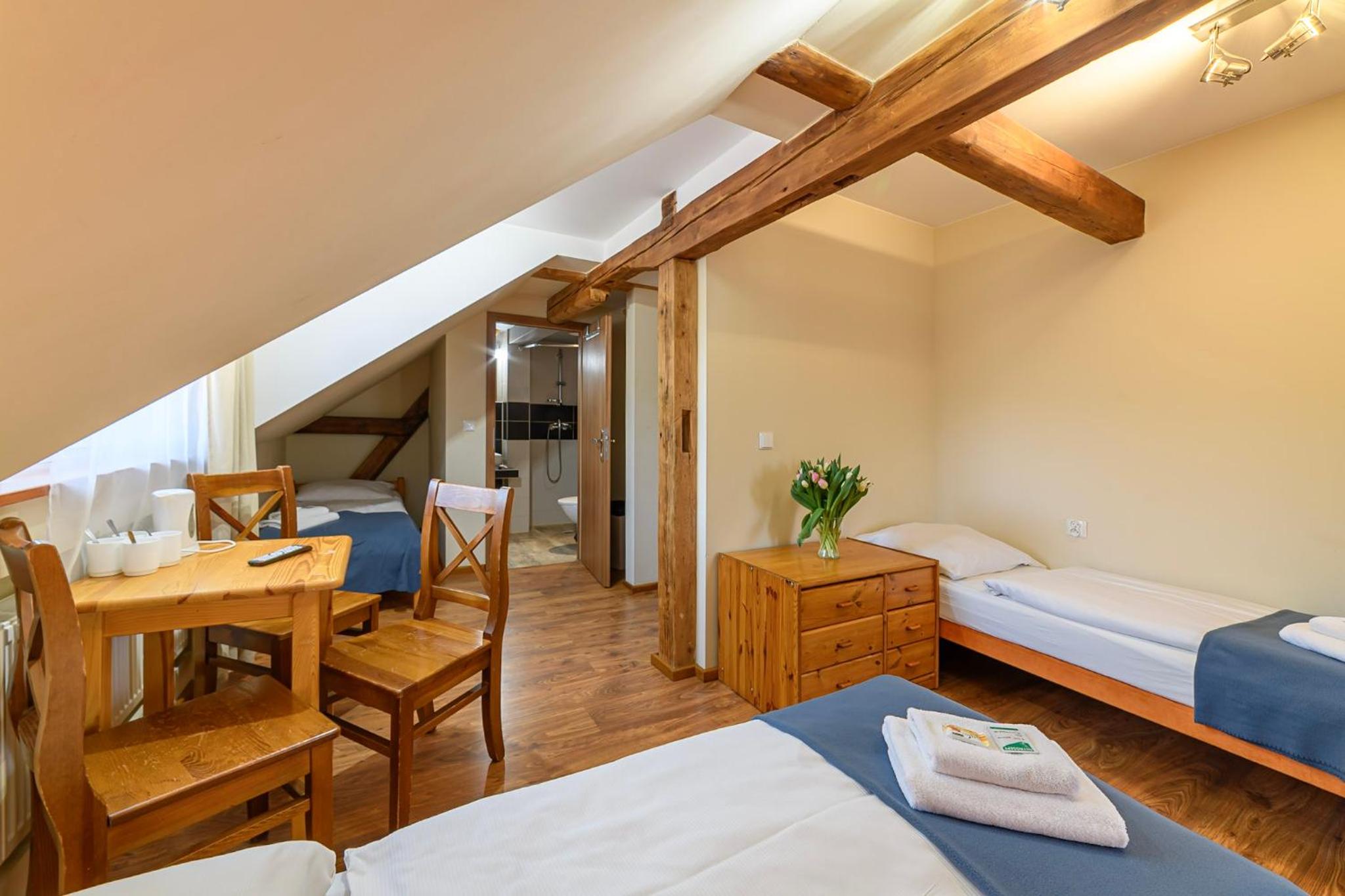 Quadruple Room with Balcony photo 3