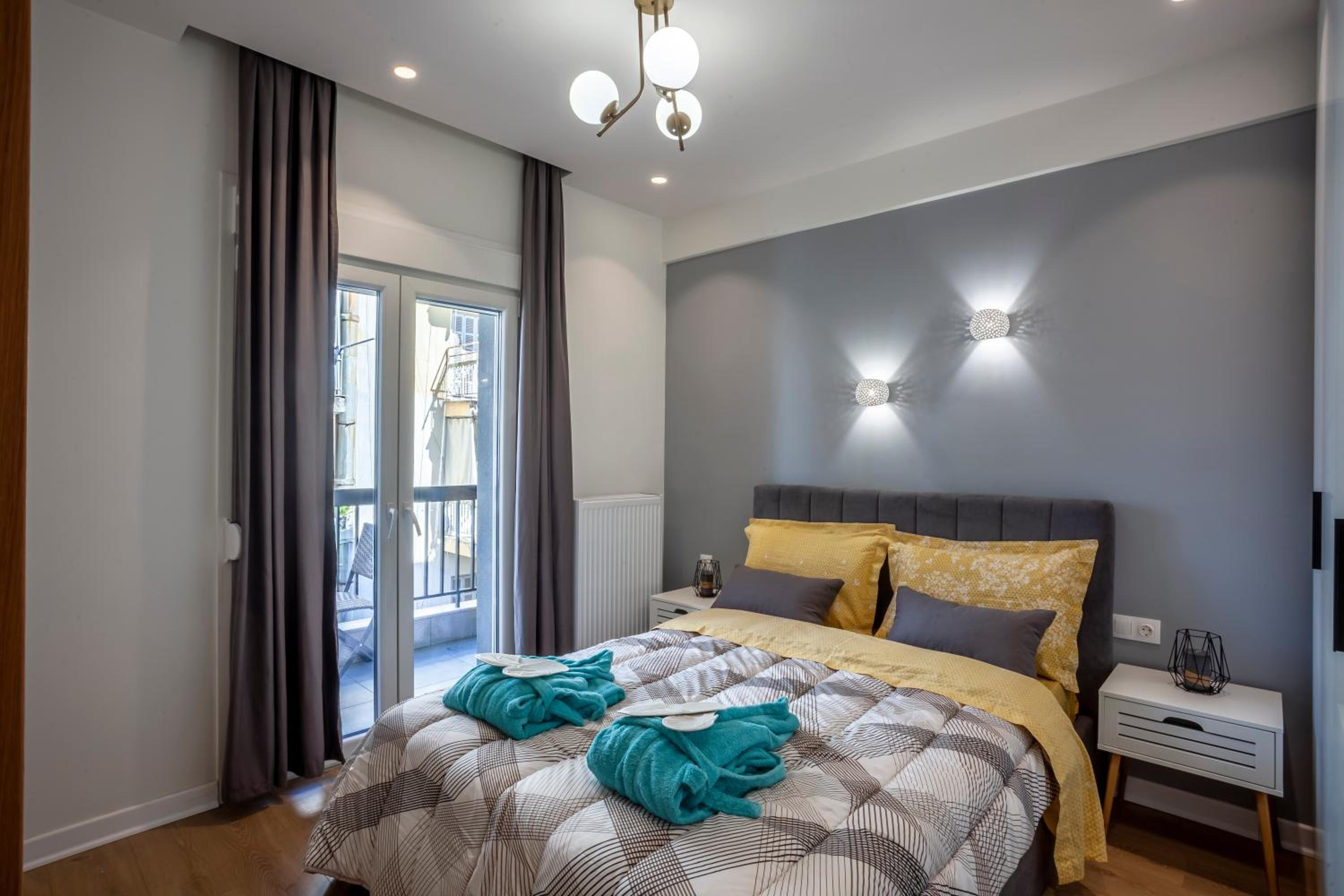 One-Bedroom Apartment