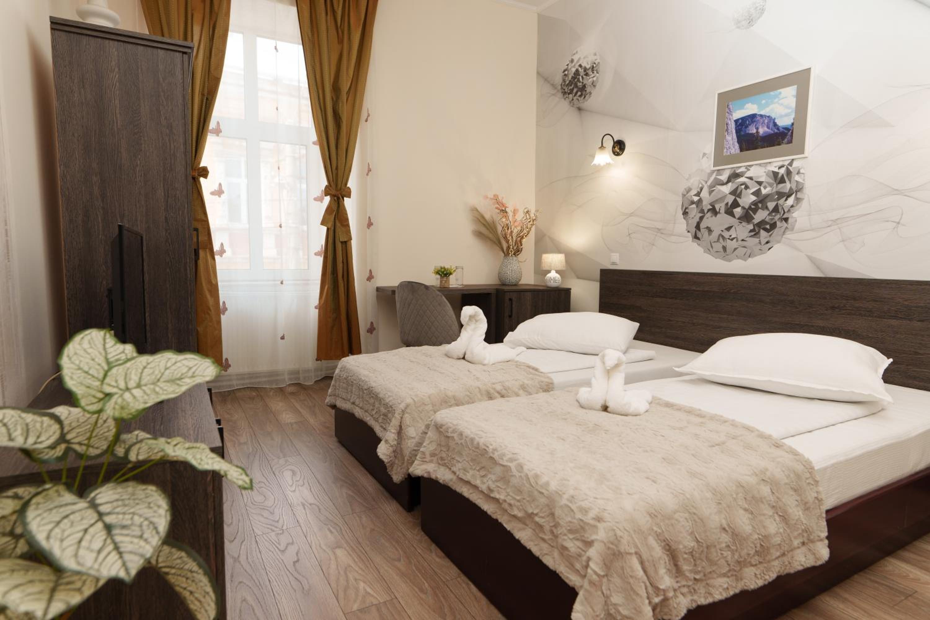 Deluxe Twin Room photo 1