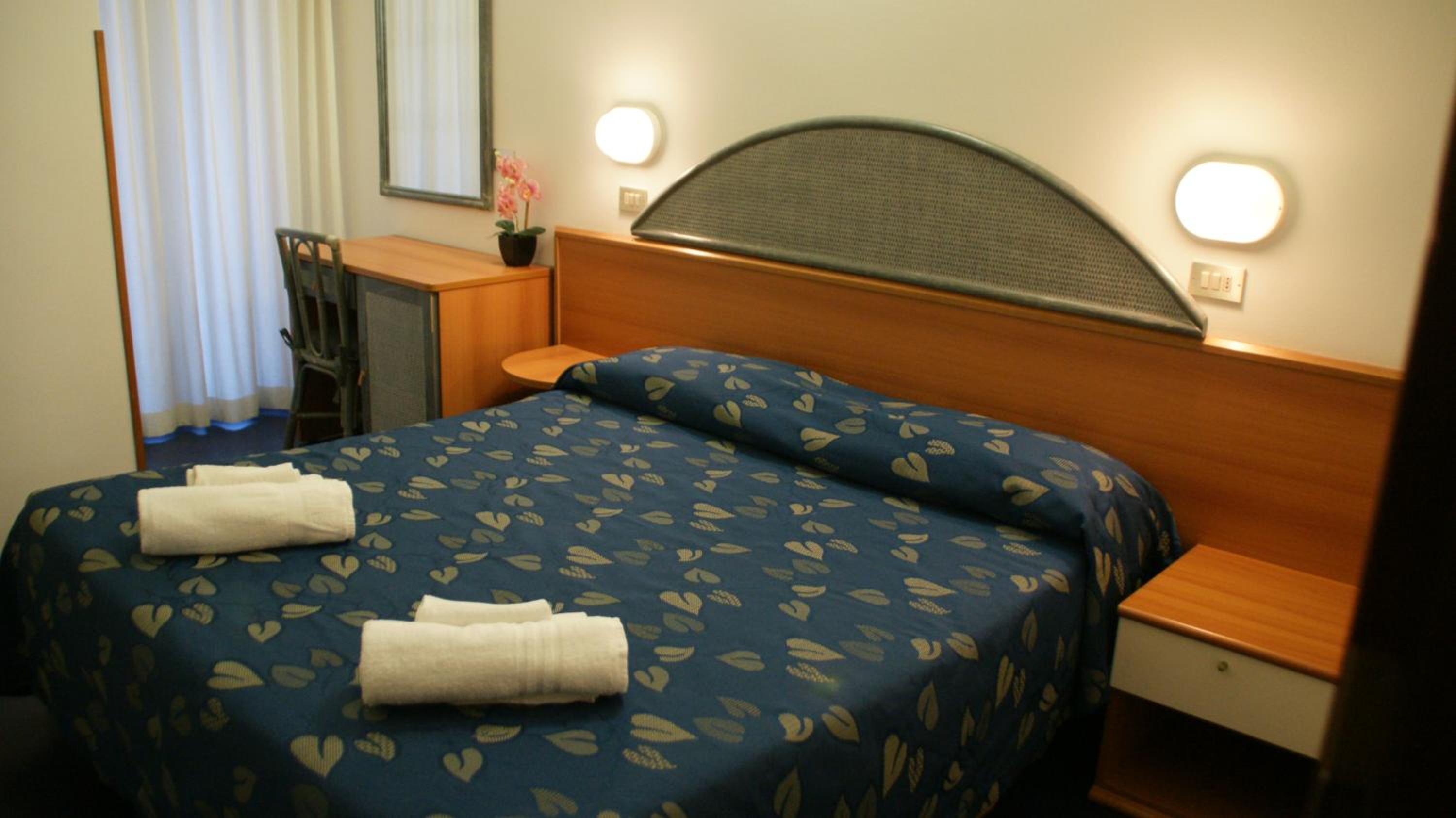 Double or Twin Room with Balcony photo 1
