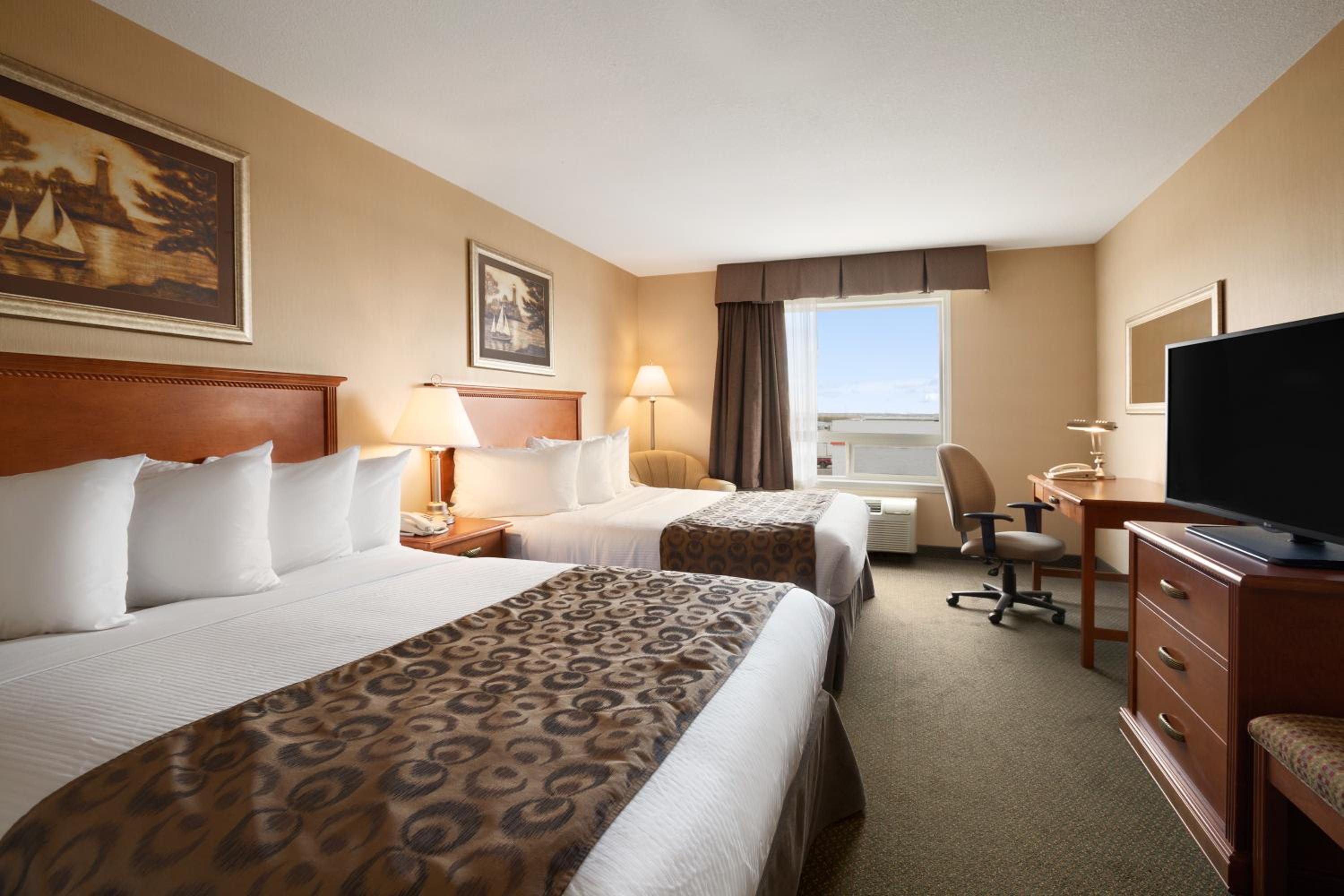 Ramada by Wyndham Clairmont/Grande Prairie