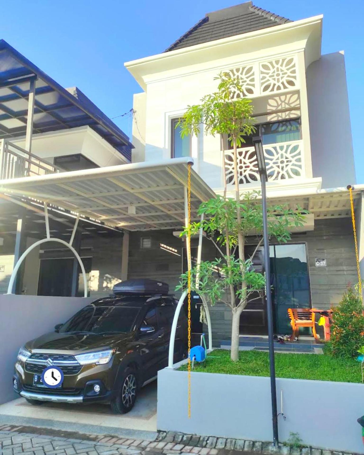 Three-Bedroom Villa - Photo 10