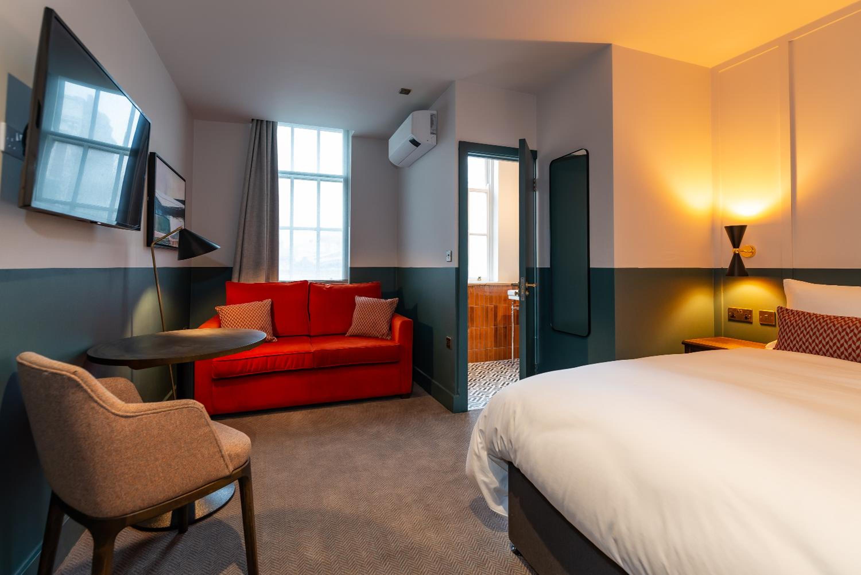 Deluxe Twin Room photo 2