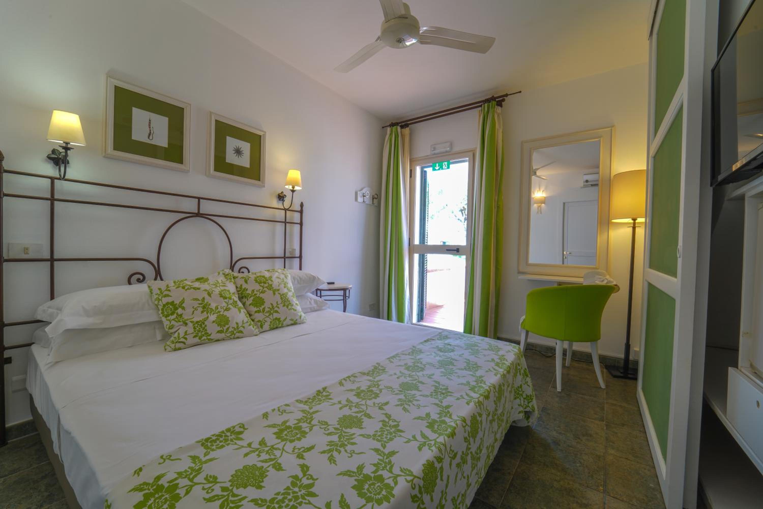 Standard Quadruple Room photo 1
