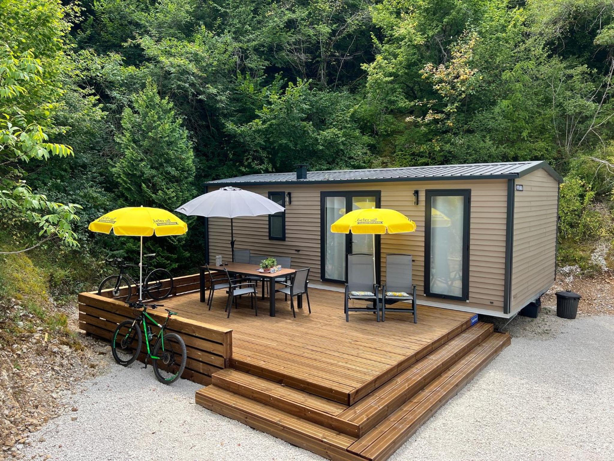 Mobile Home photo 1