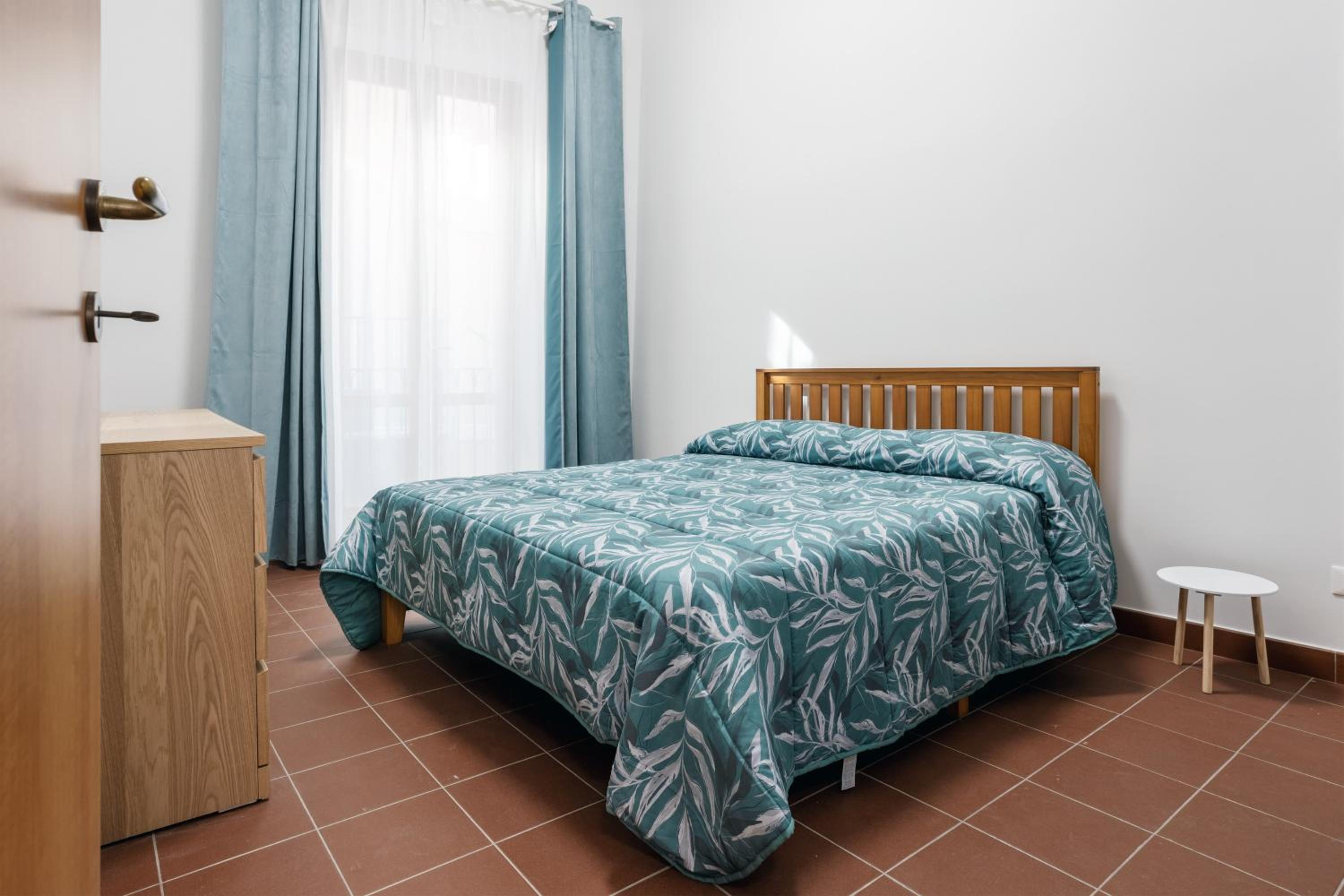 Two-Bedroom Deluxe Apartment with Balcony