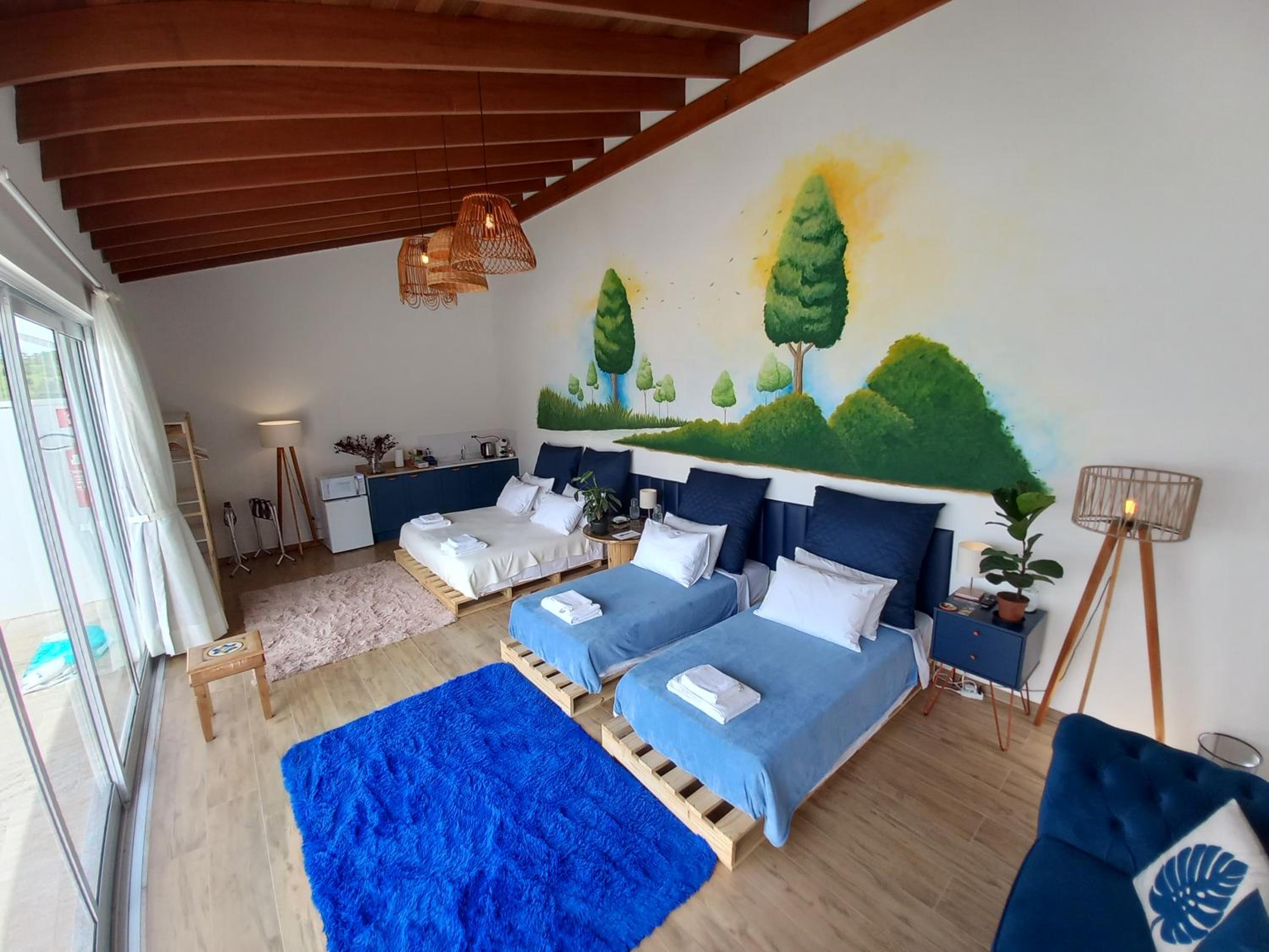 Deluxe Quadruple Room - Photo 1