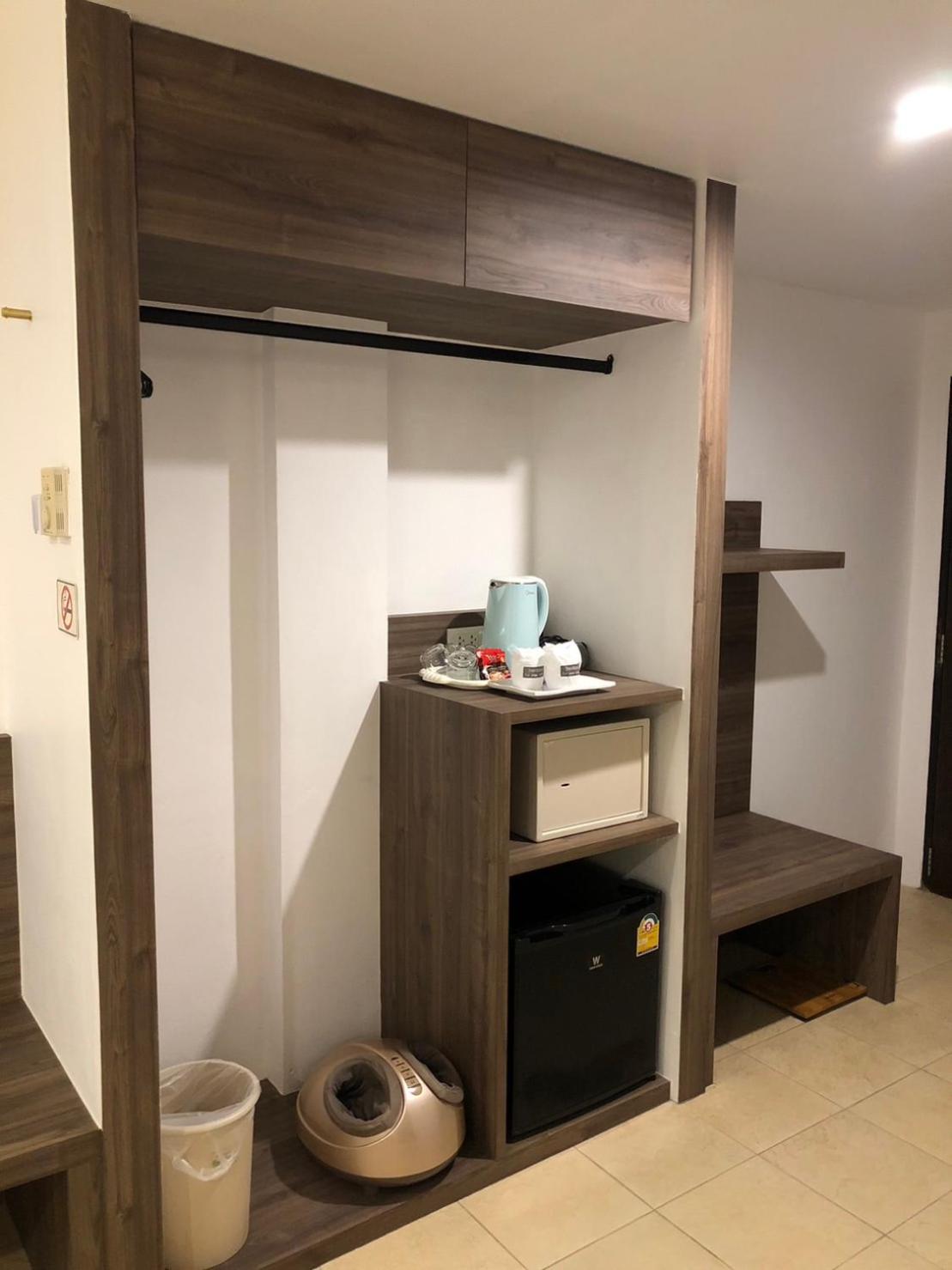 Family Room - Photo 8