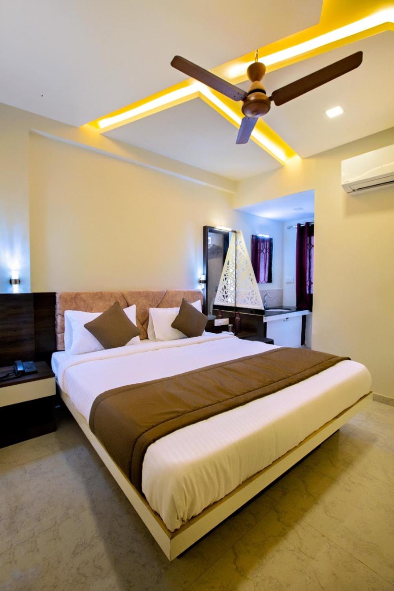 Deluxe Room - Photo 1