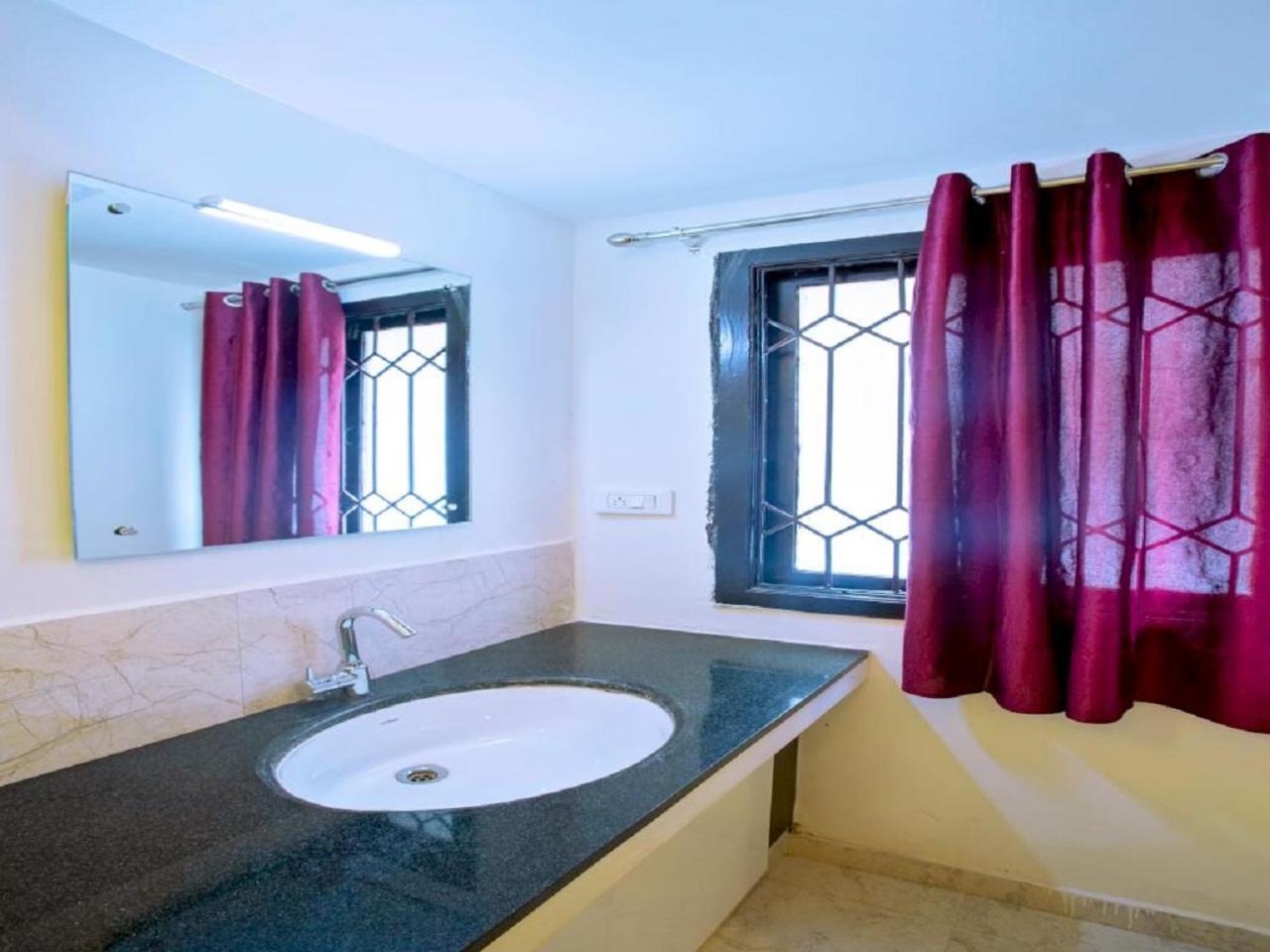 Deluxe Double Room - Photo 3
