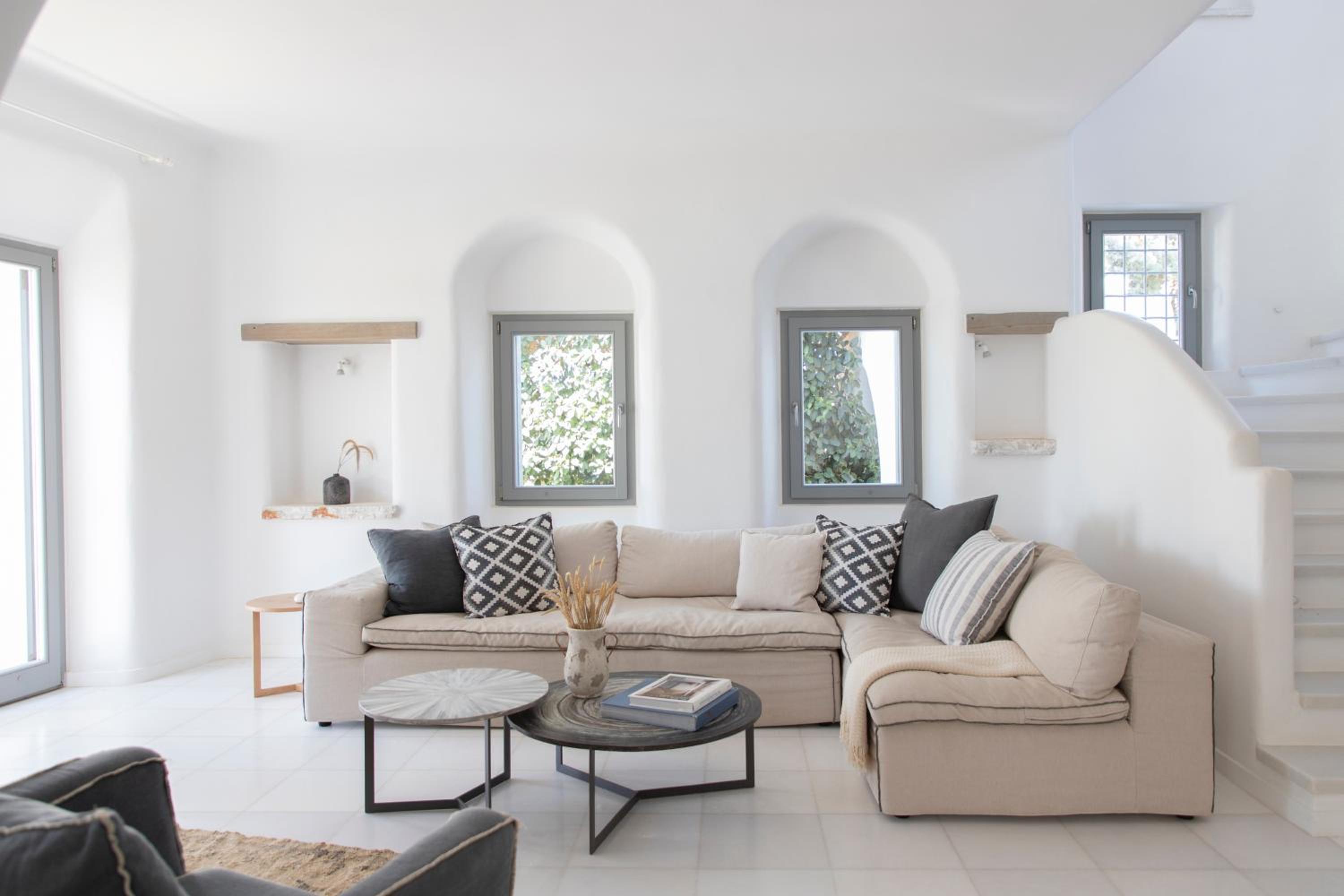 Five-Bedroom Sea View Villa with Private Pool on the beach