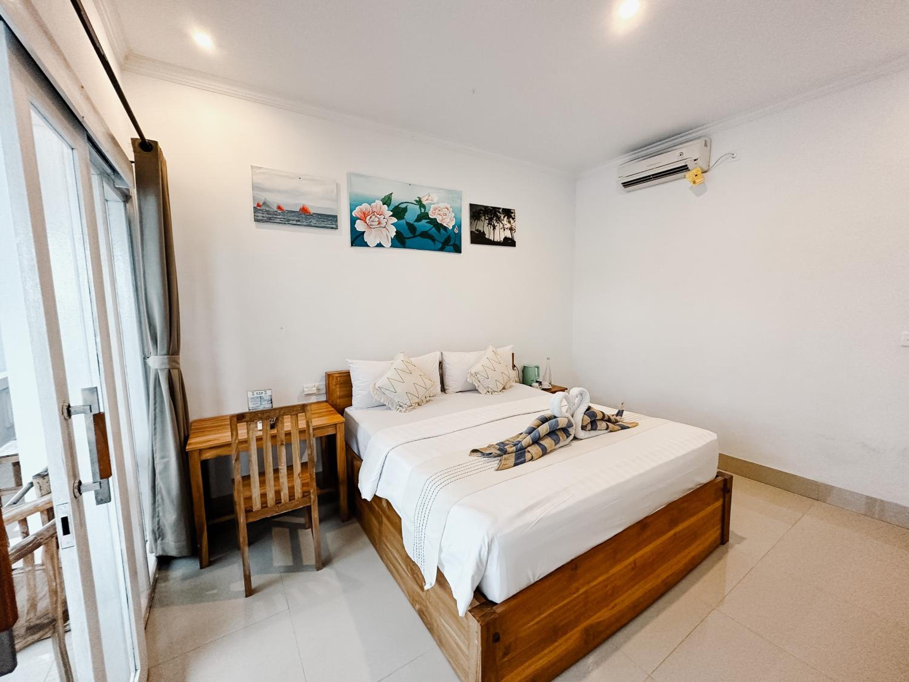 Superior Double Room with Sea View - Photo 1