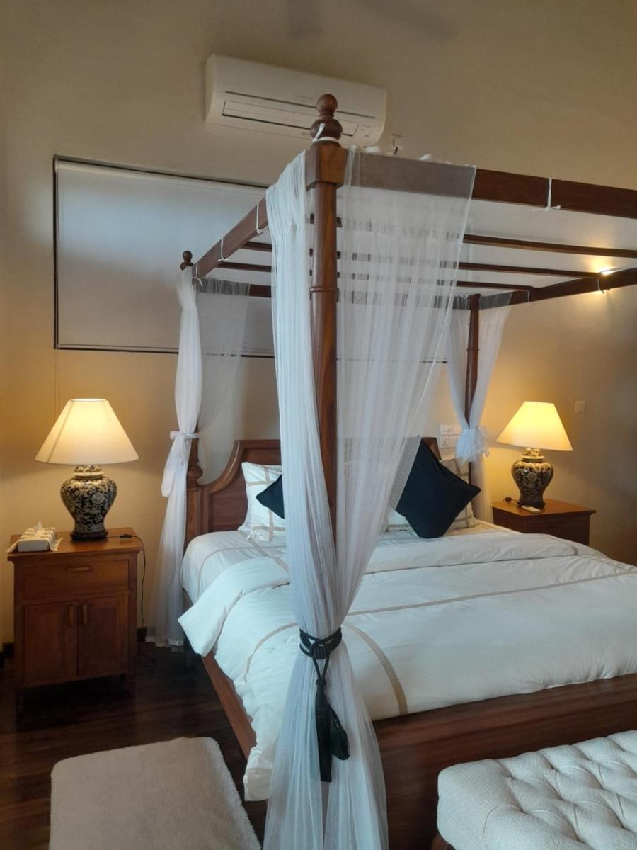 Double Room with Sea View with complementary Tuk Tuk tour of the Galle fort