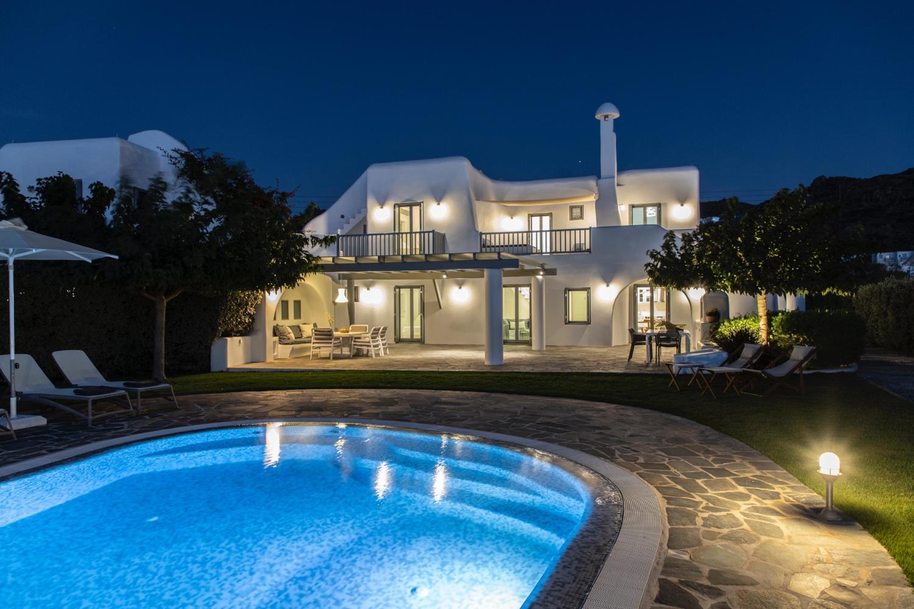 Four-Bedroom Sea View Villa with Private Pool on the beach photo 3