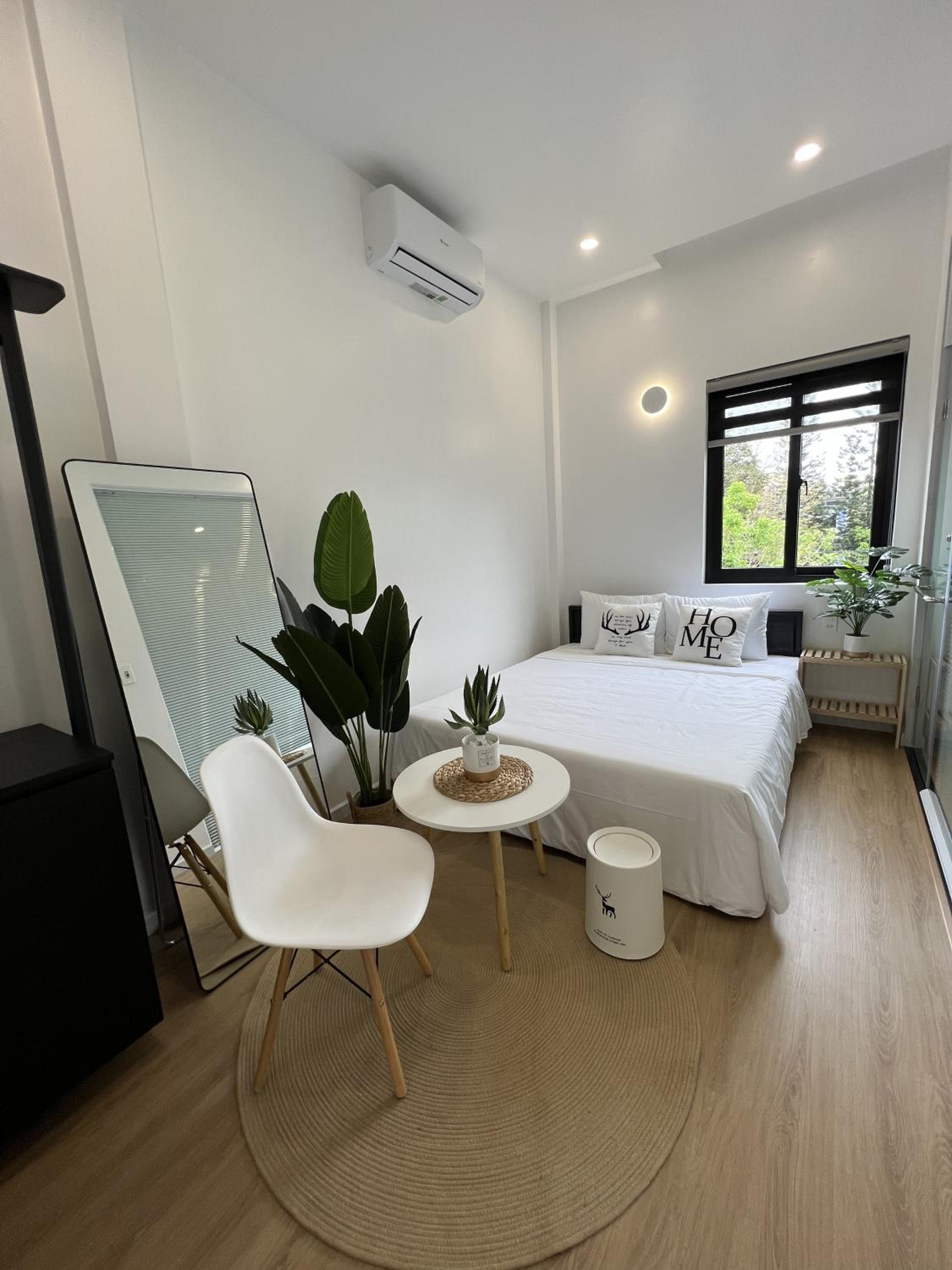Queen Room