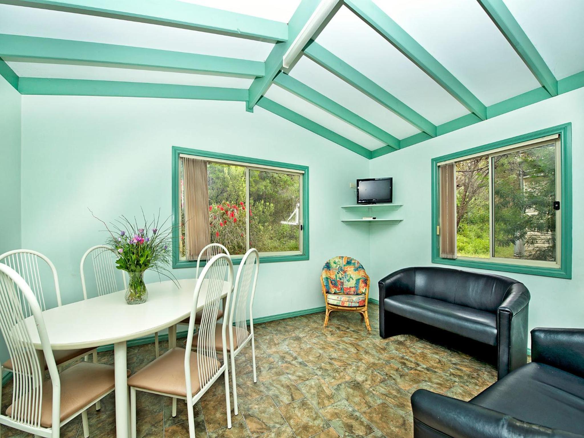 Superior Two-Bedroom Apartment with Private Bathroom photo 3