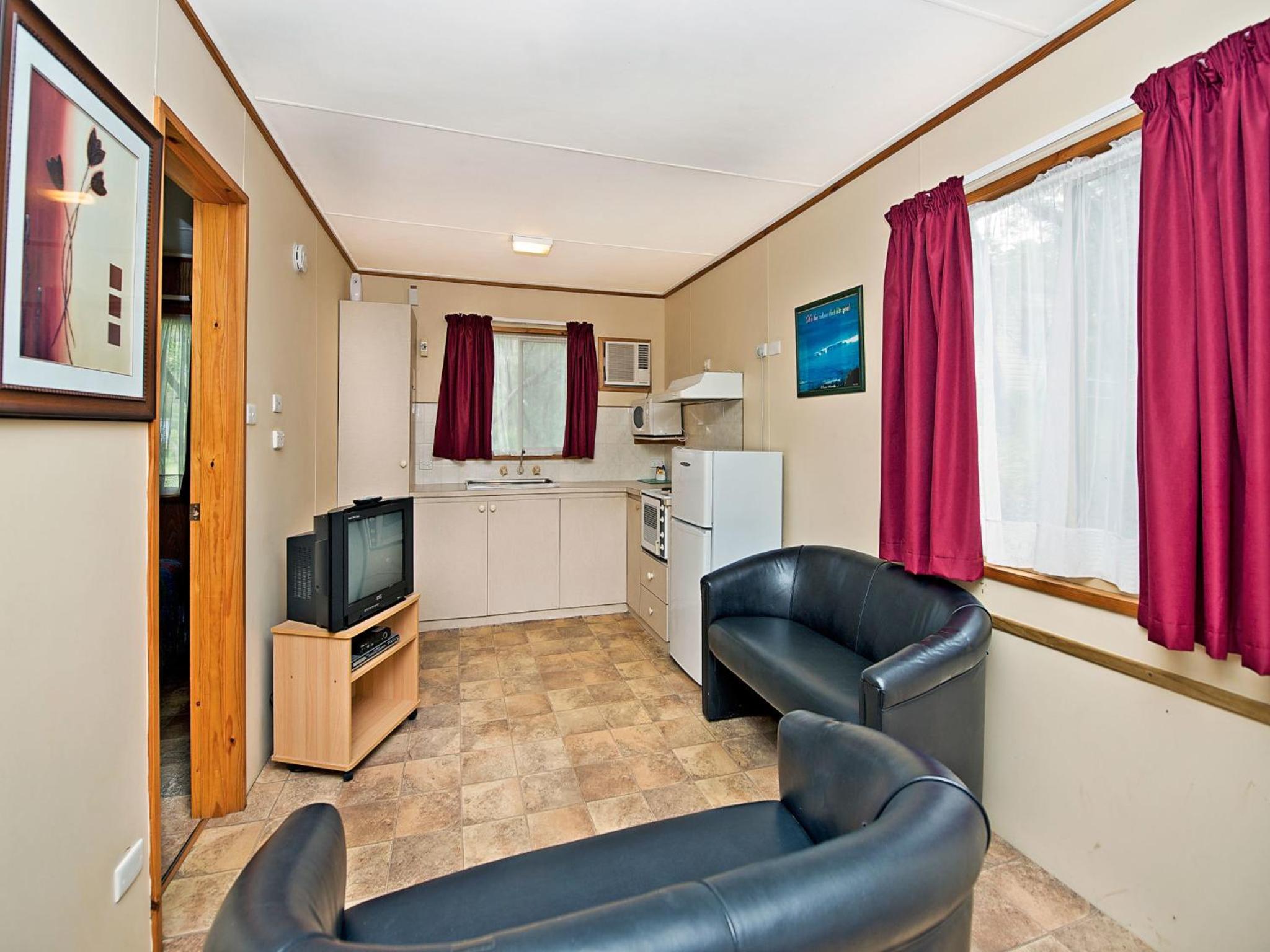 Two-Bedroom Apartment with Private Bathroom  photo 1