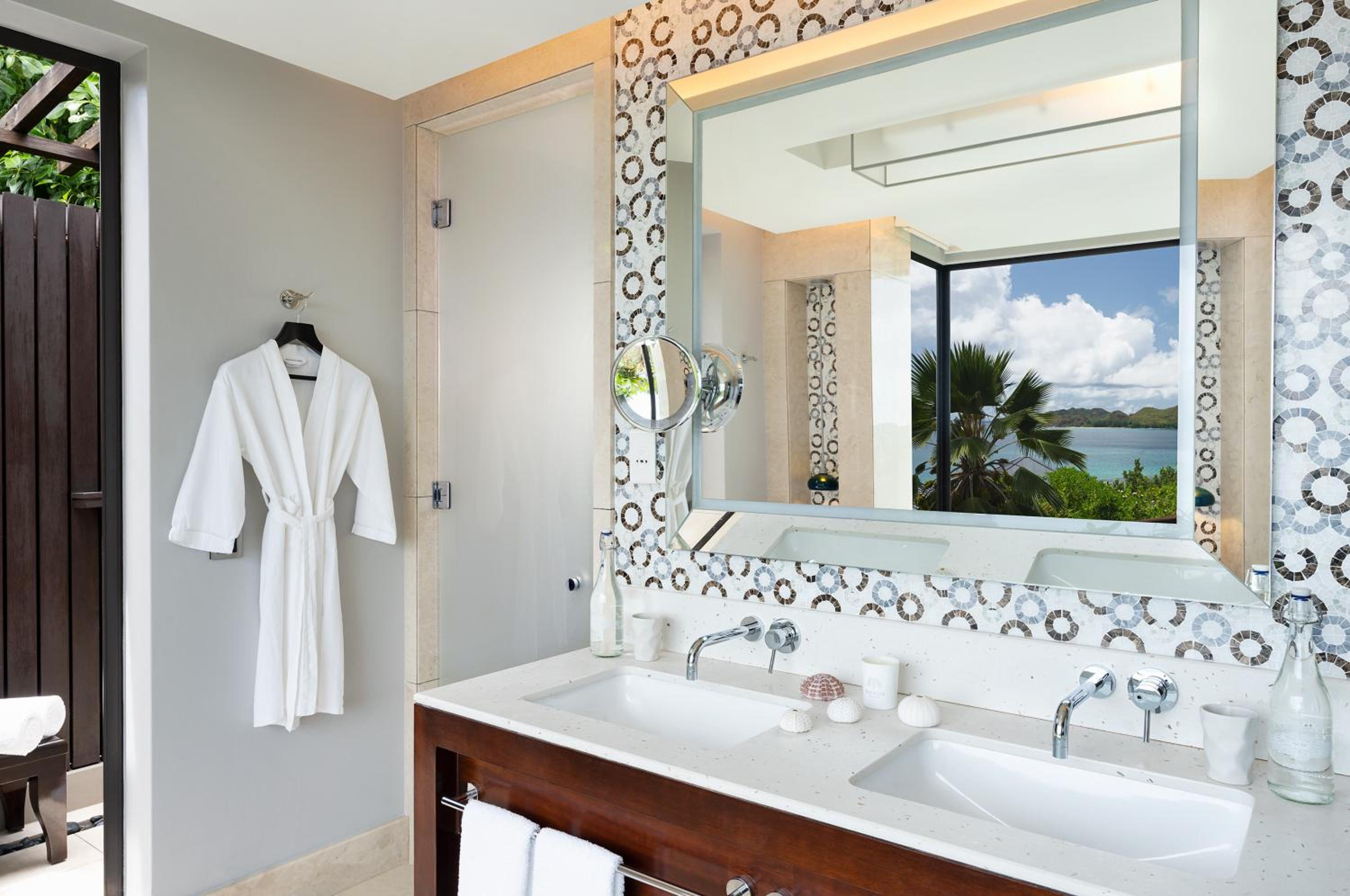 Ocean View Twin Pool Villa  - Photo 4