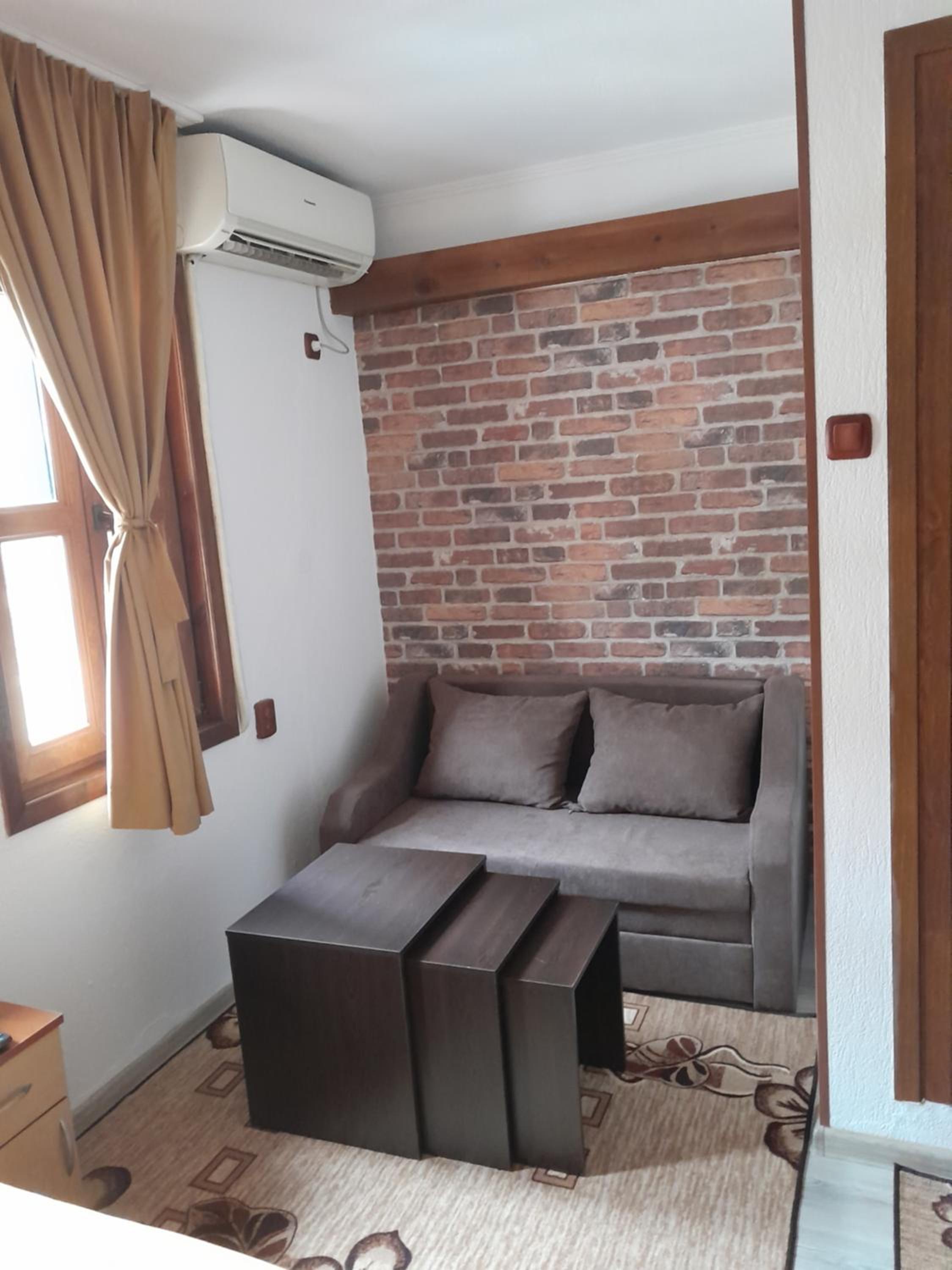 Double or Twin Room - Mario Complex - Photo 10