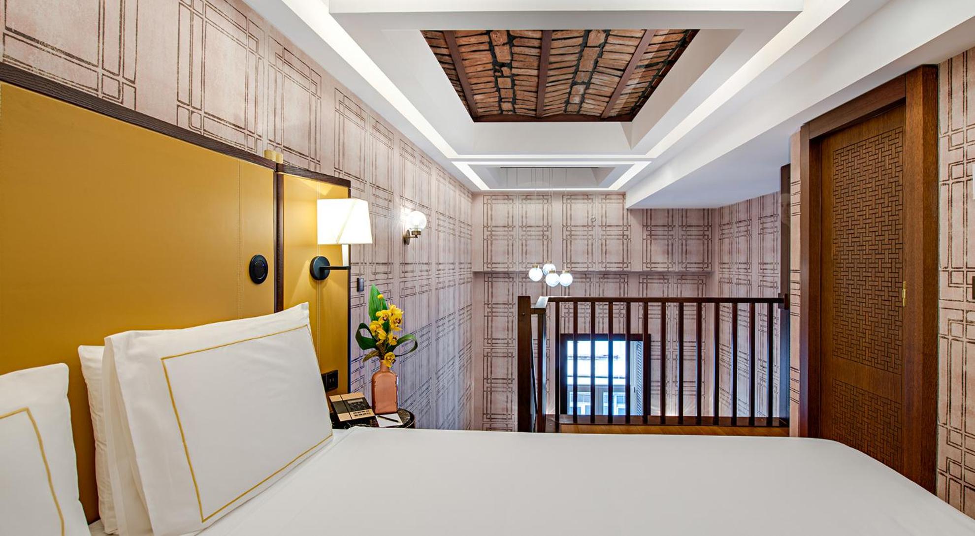 Executive Duplex King Suite thumbnail 5