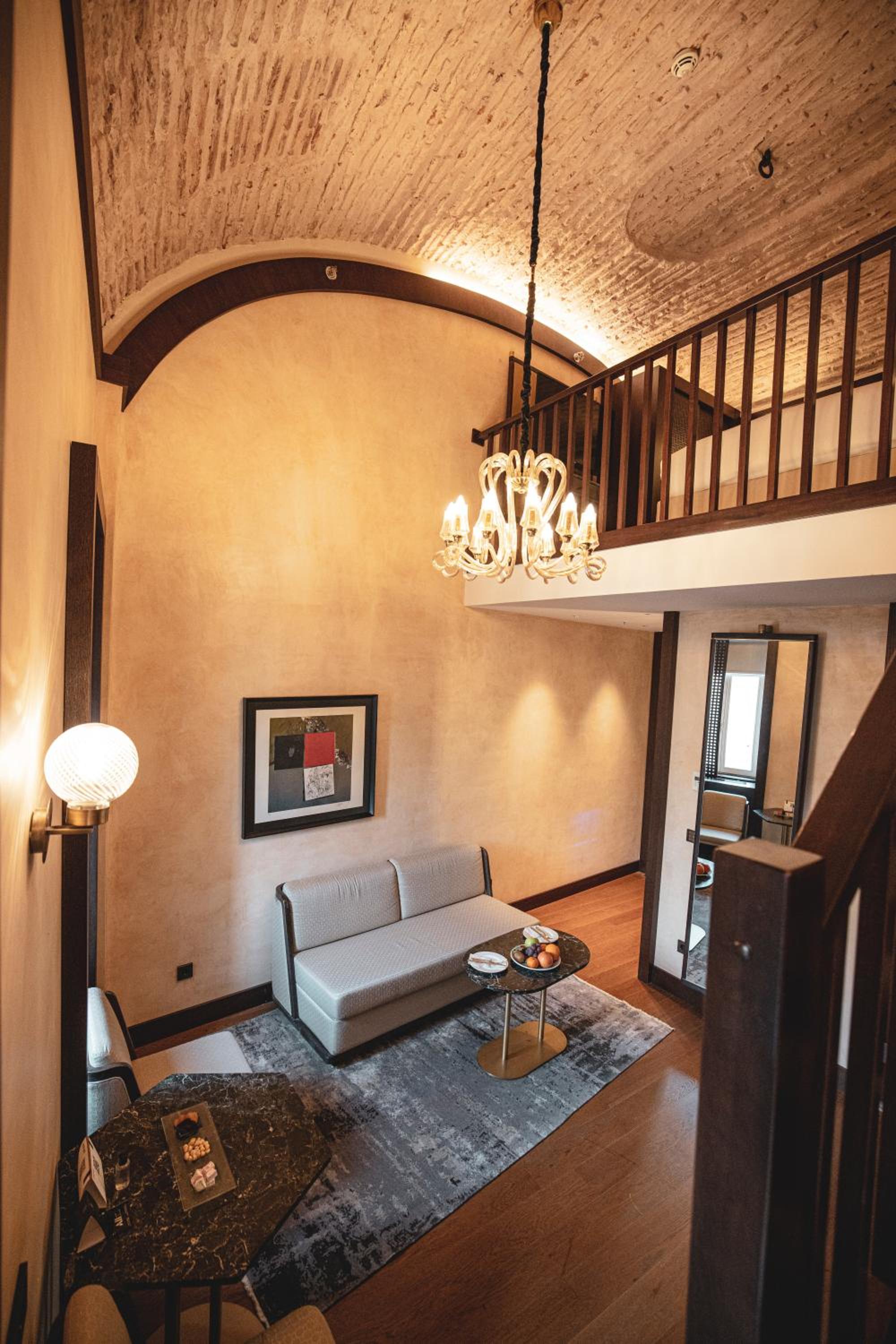 Executive Duplex King Suite