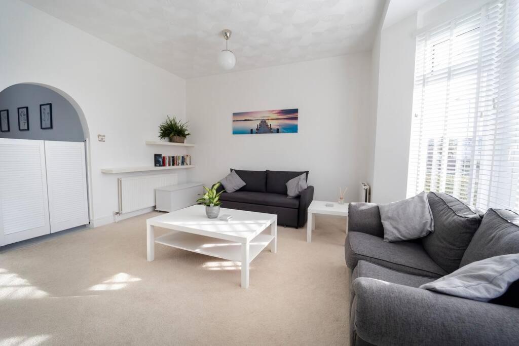 One-Bedroom House photo 3