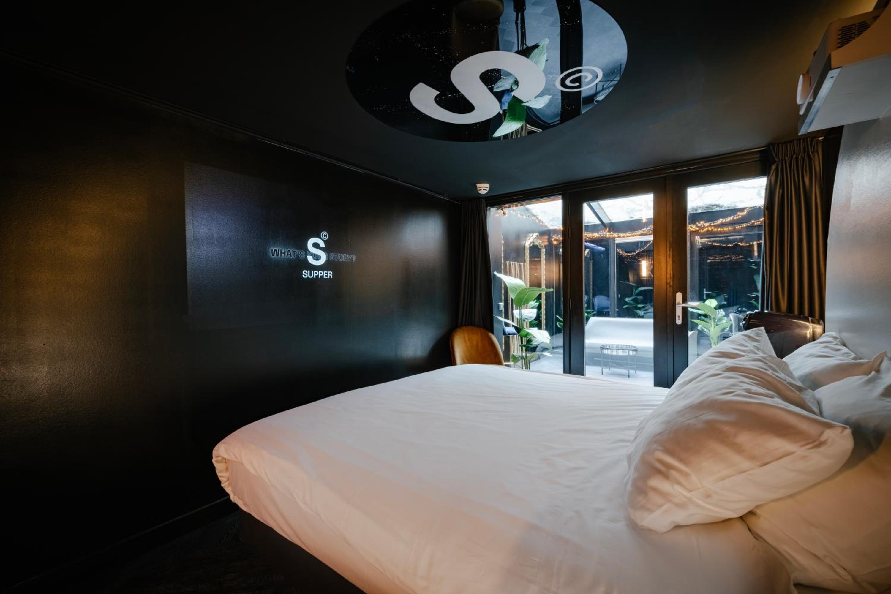 Double Room - "Le Noir" by SUPPER photo 2