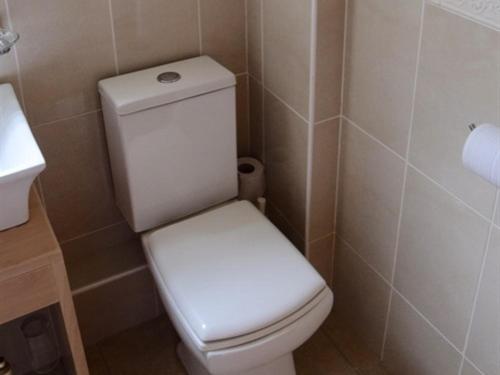Twin Room with Shower photo 3