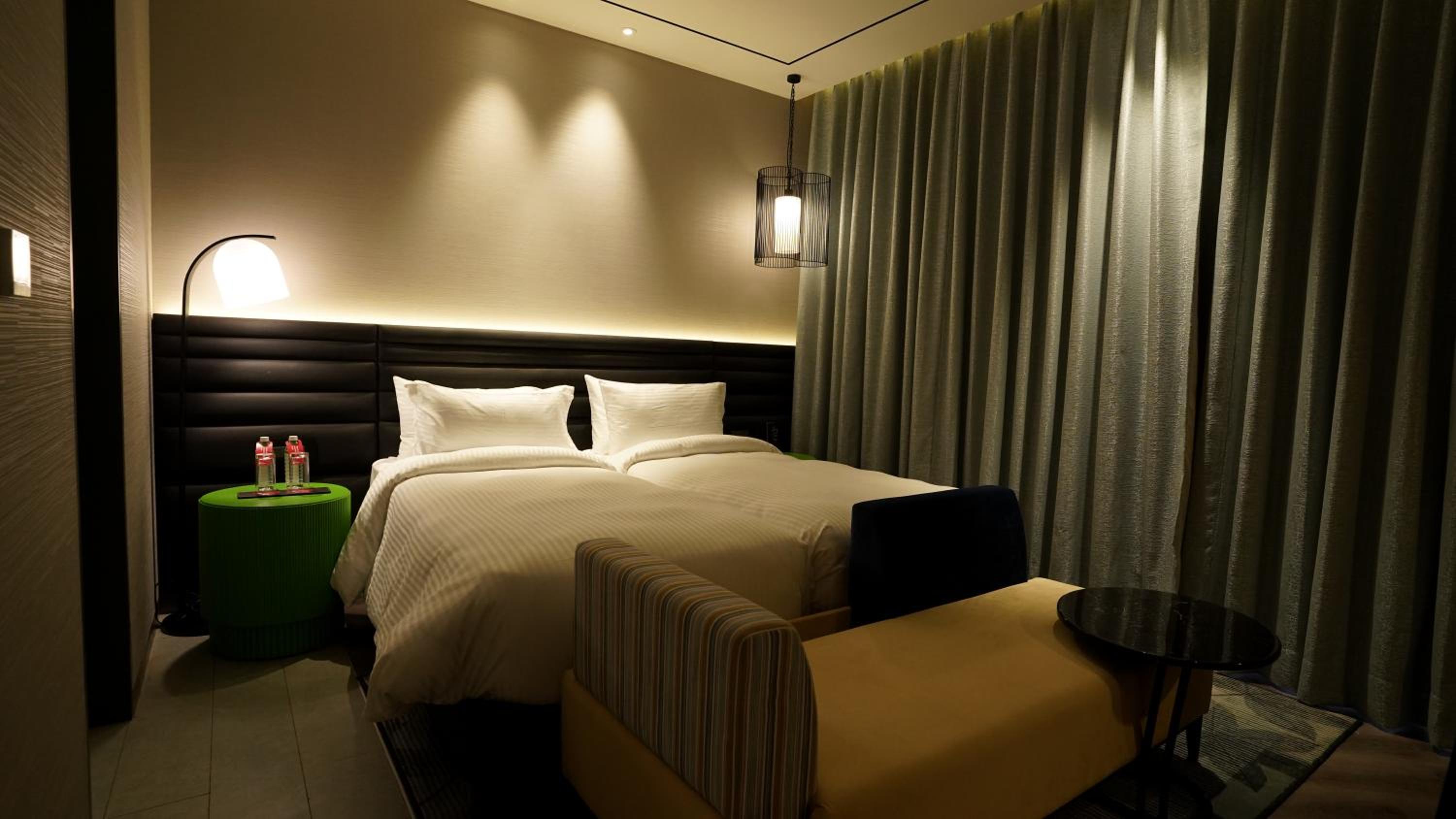 Deluxe Twin Room - Photo 8