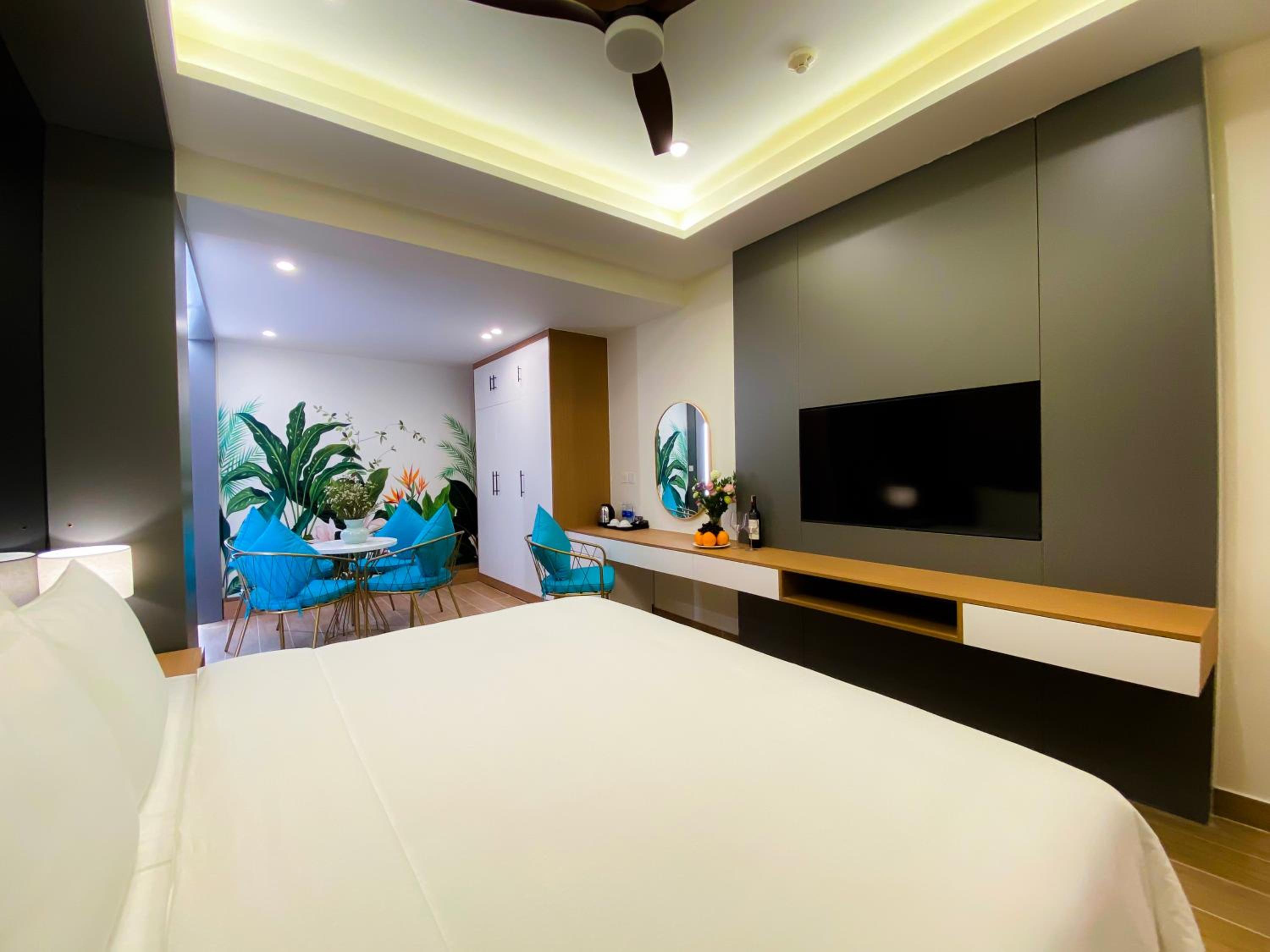 Executive Suite