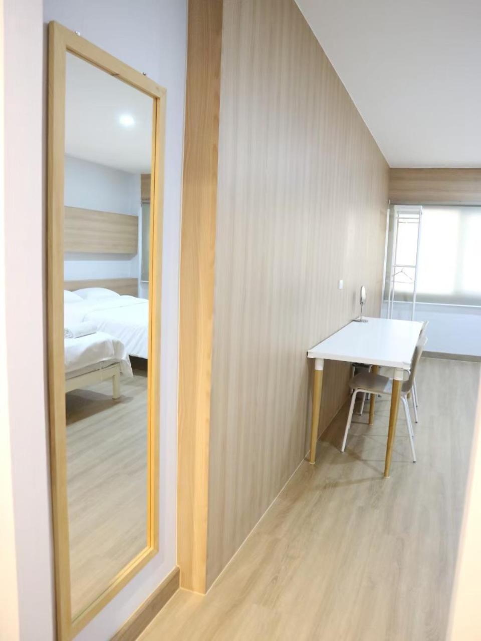 Large Double or Twin Room photo 2