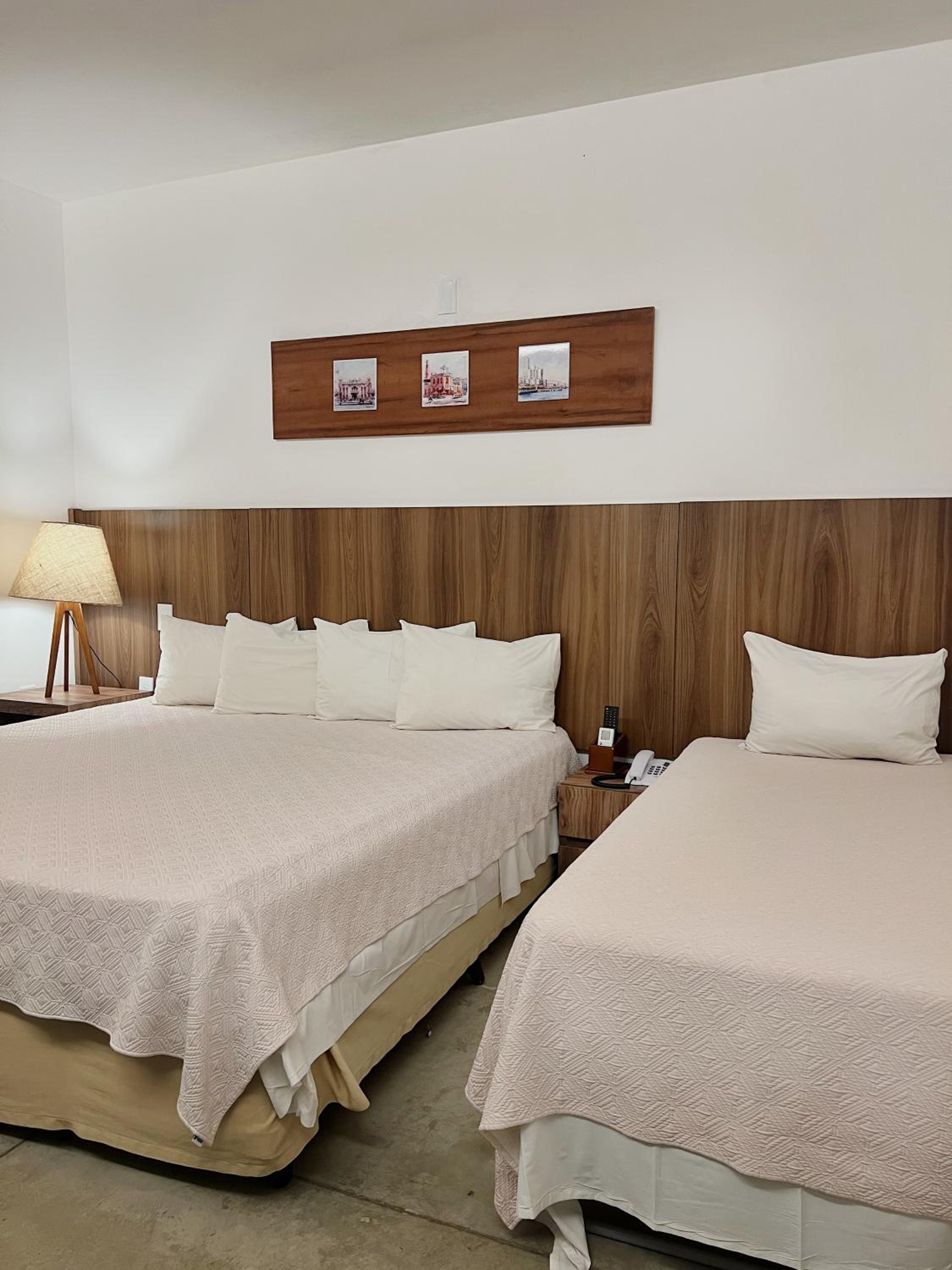 Deluxe Triple Room - Photo 3