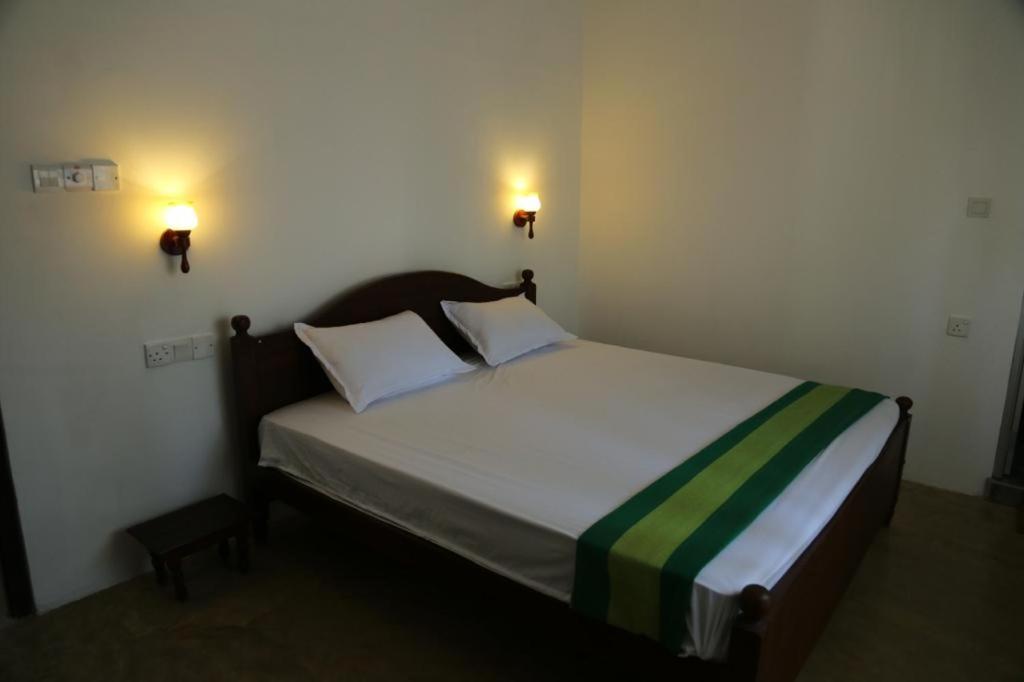 Standard Double Room with Fan photo 2