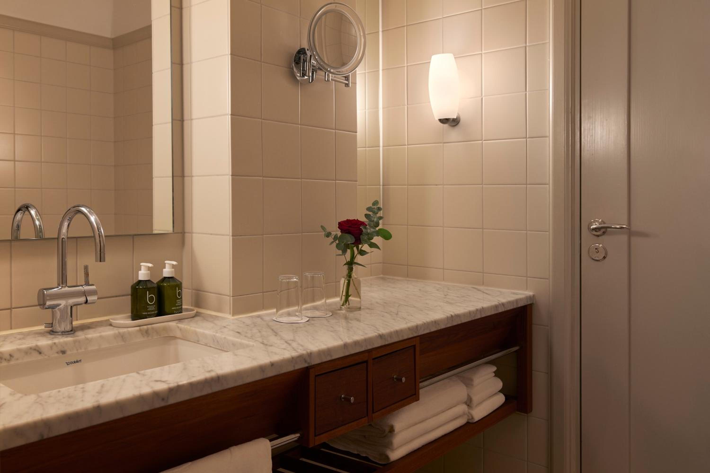 Superior Room - Photo 4