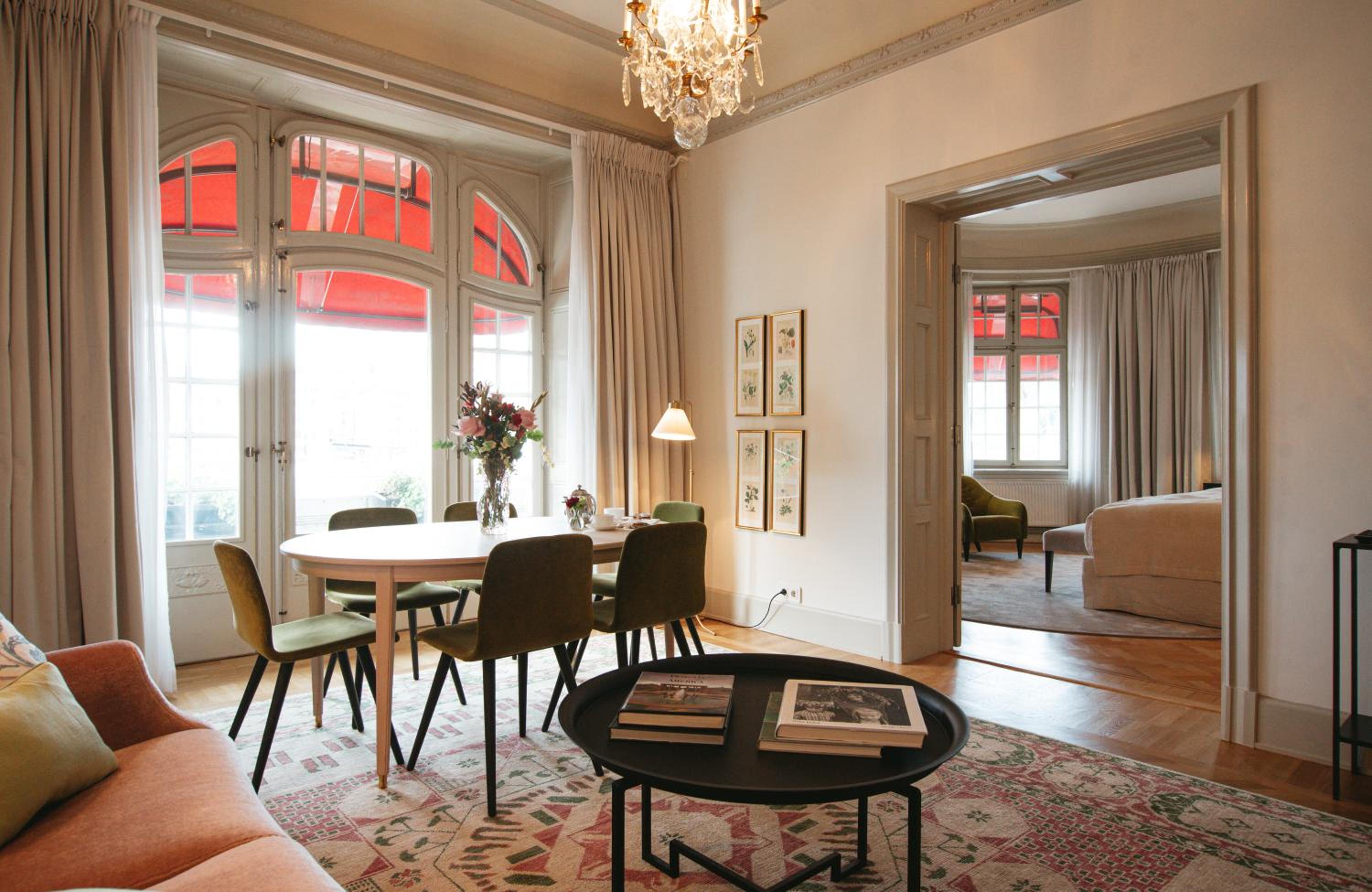 Executive Suite photo 1